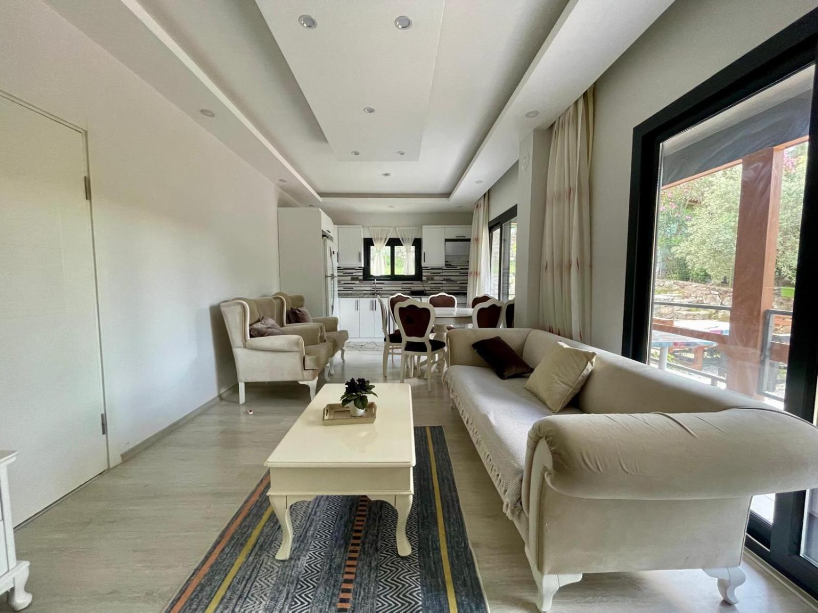 Villa Otantik view 5