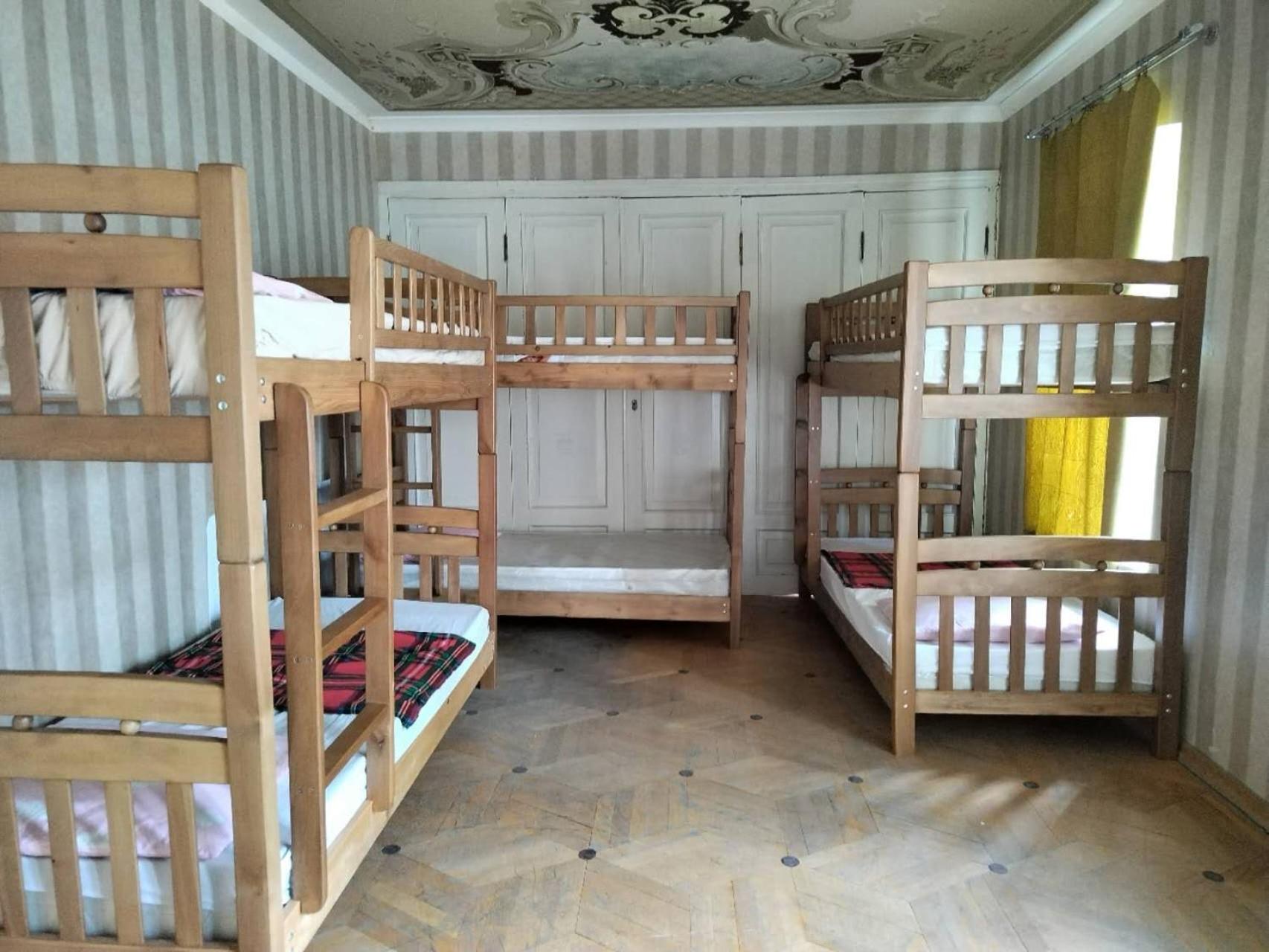 Hammer hostel