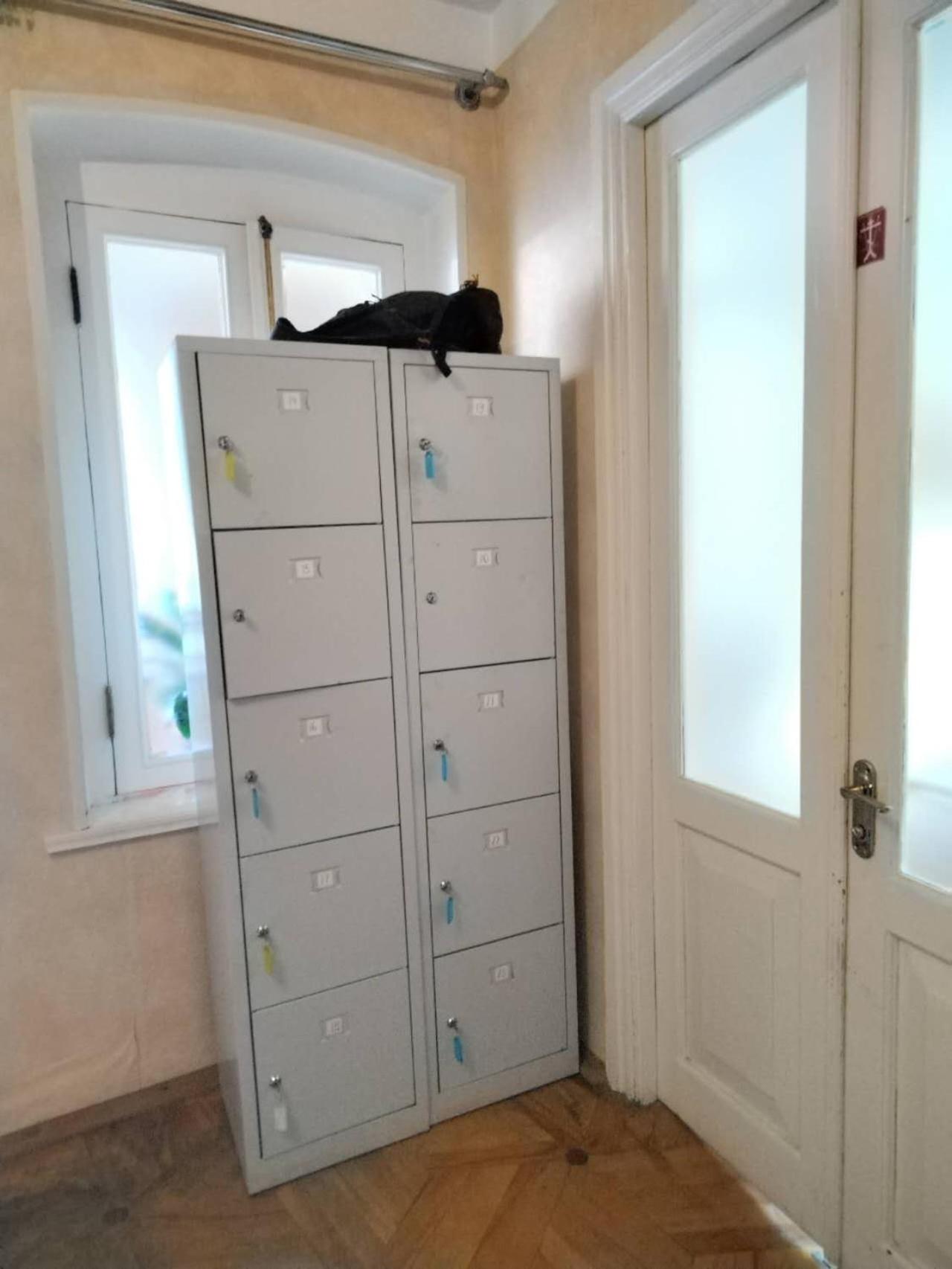 Hammer hostel
