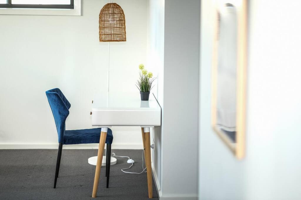 Sydney Marsden Park 5 bedrooms House close IKEA