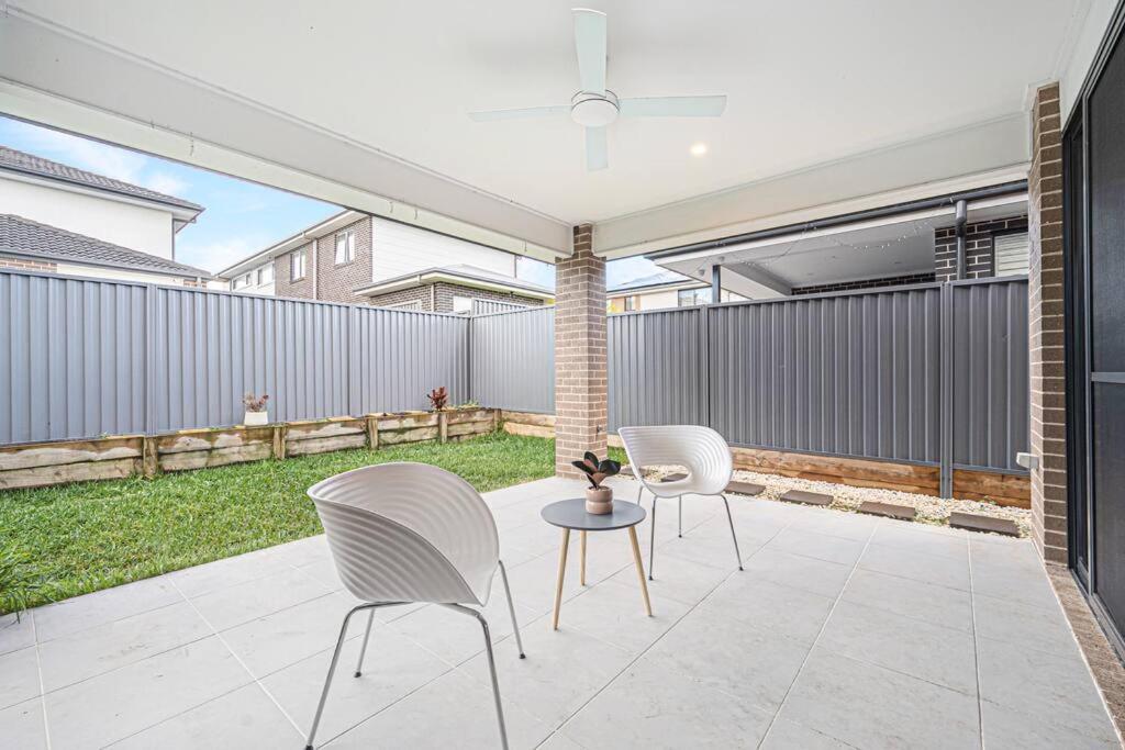 Sydney Marsden Park 5 bedrooms House close IKEA