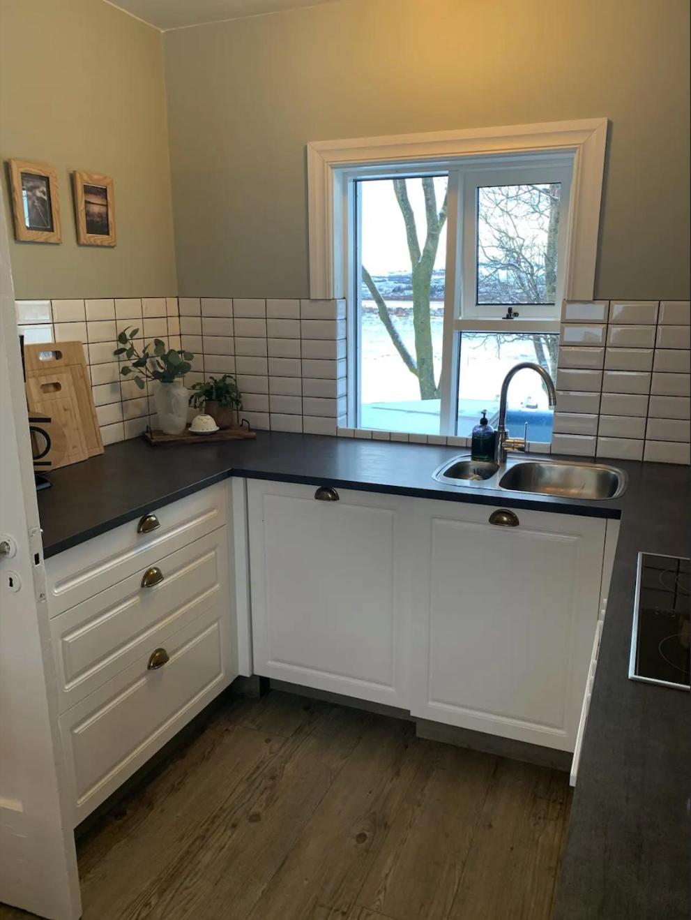 Finnsstaðir Holiday Home with Hot tub view 4