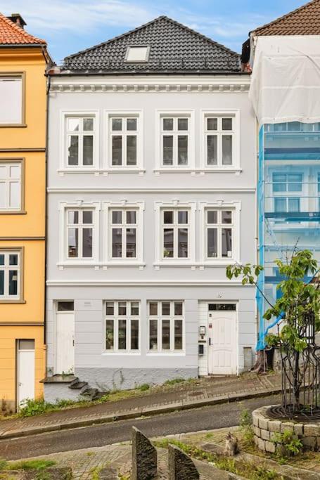 Dinbnb Apartments l 500m to the Market! 65 sqm of Comfort & Luxury view 5