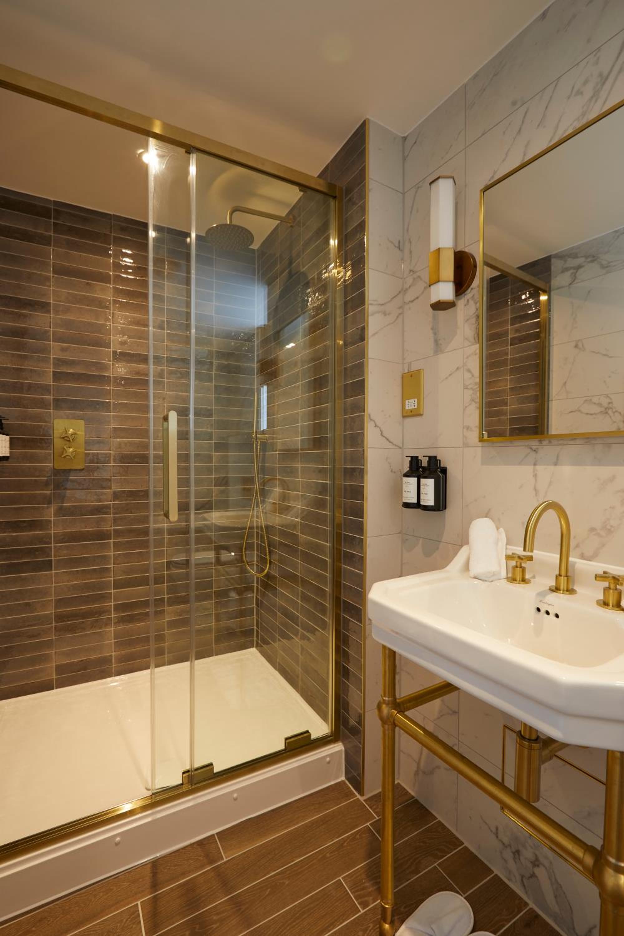 Woodstock Vacations - The Feathers Hotel - Property Image 10