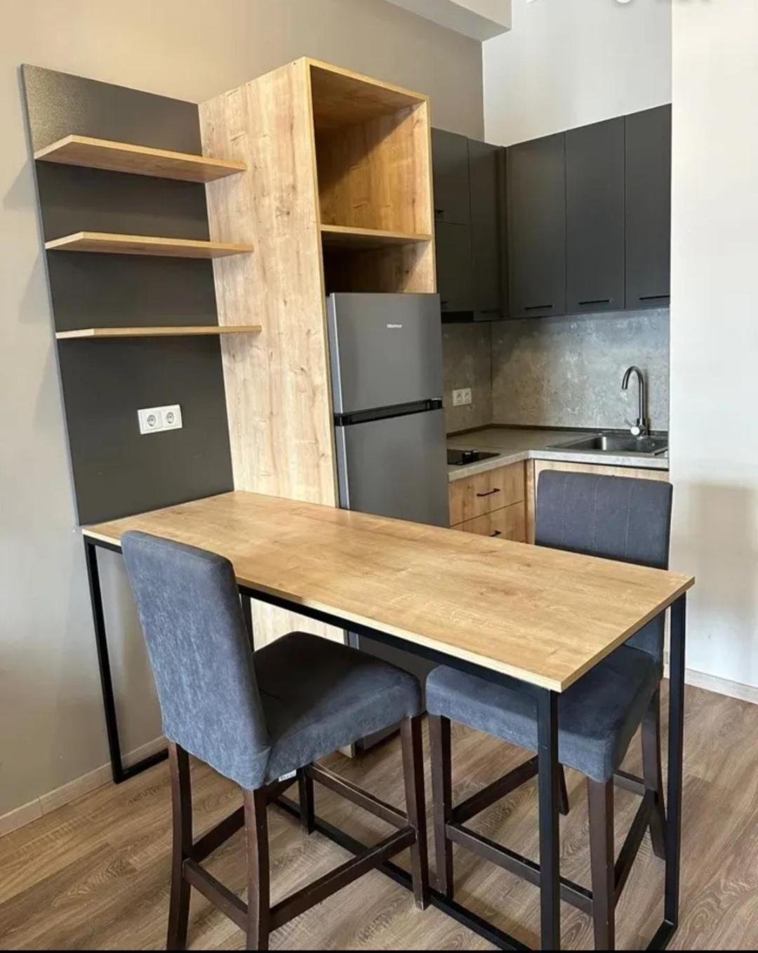 Kechi House 4