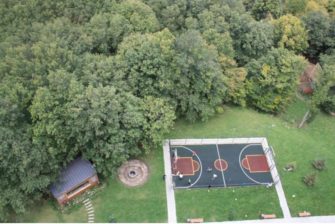 Kechi House 4