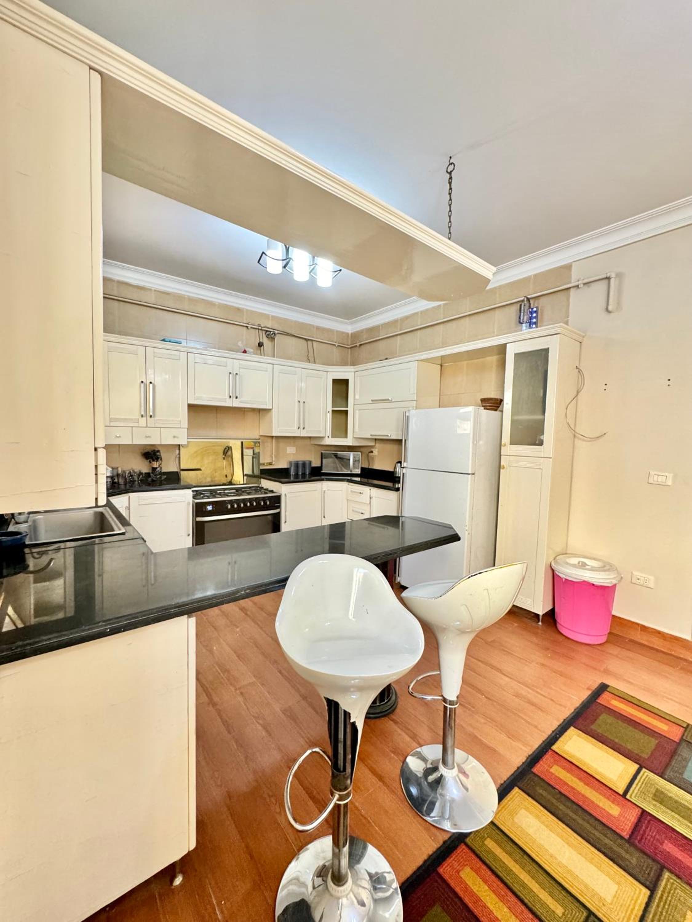 2BR Spacious Apt Prime Location New Cairo