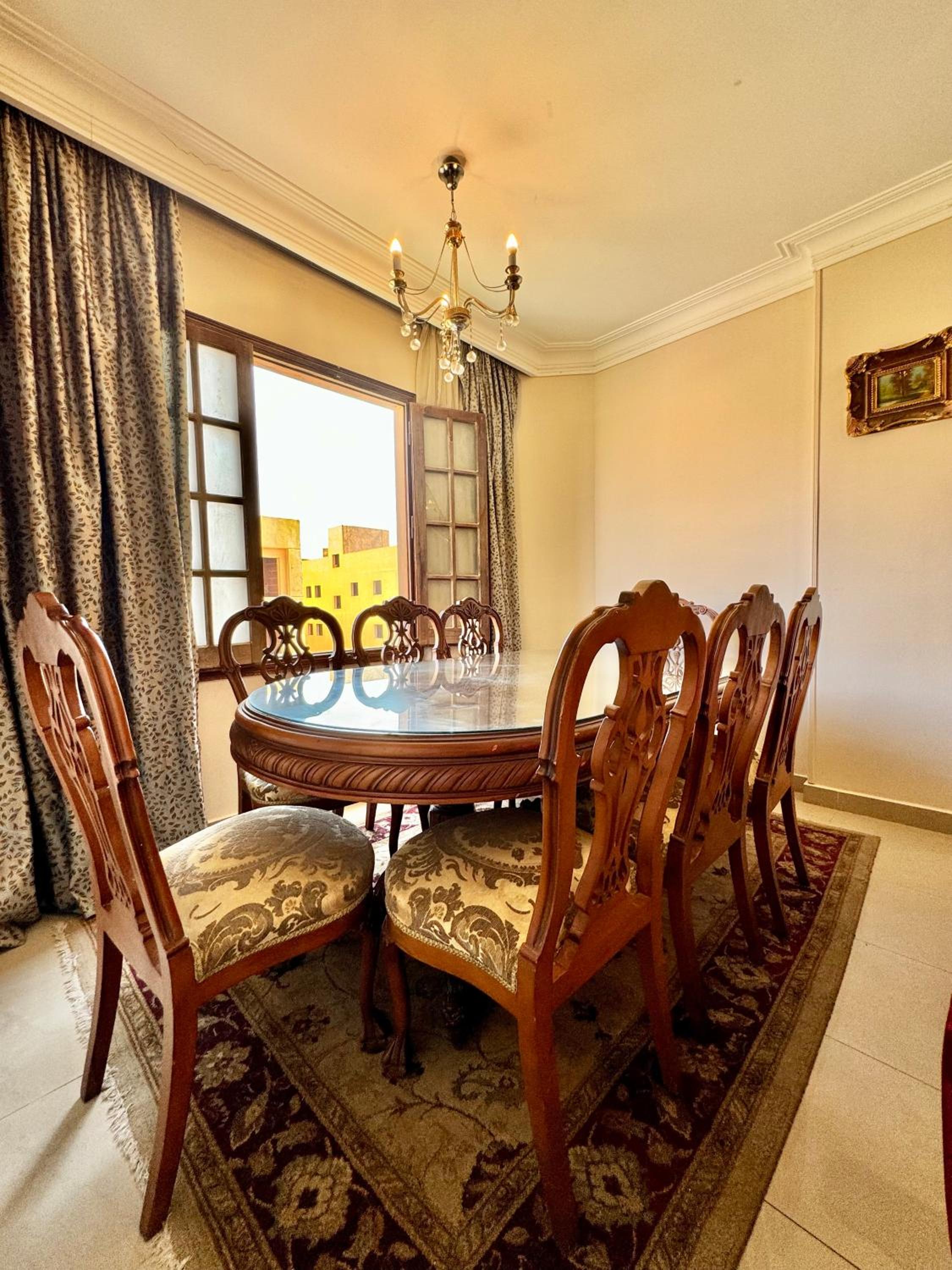 2BR Spacious Apt Prime Location New Cairo