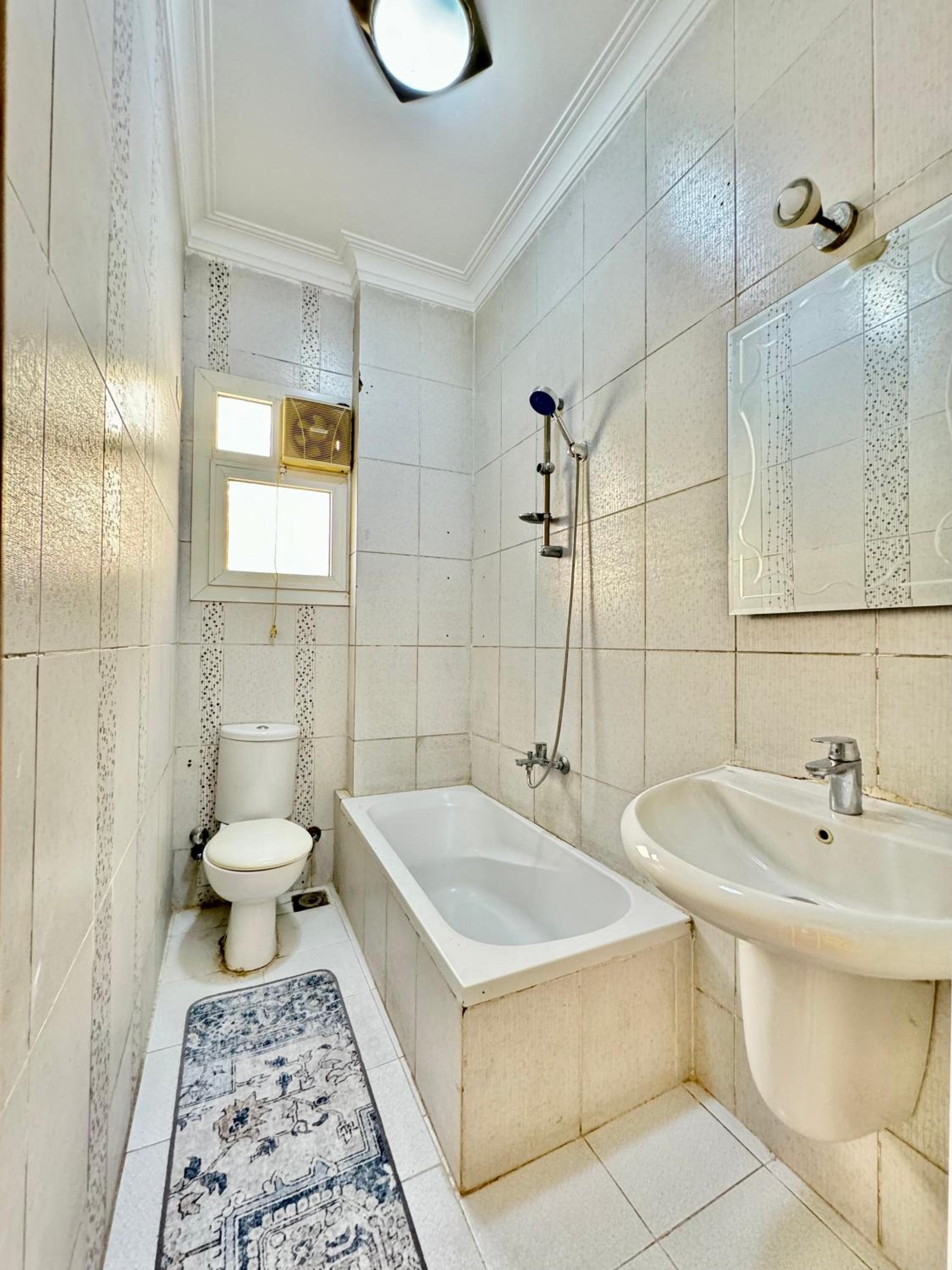 2BR Spacious Apt Prime Location New Cairo
