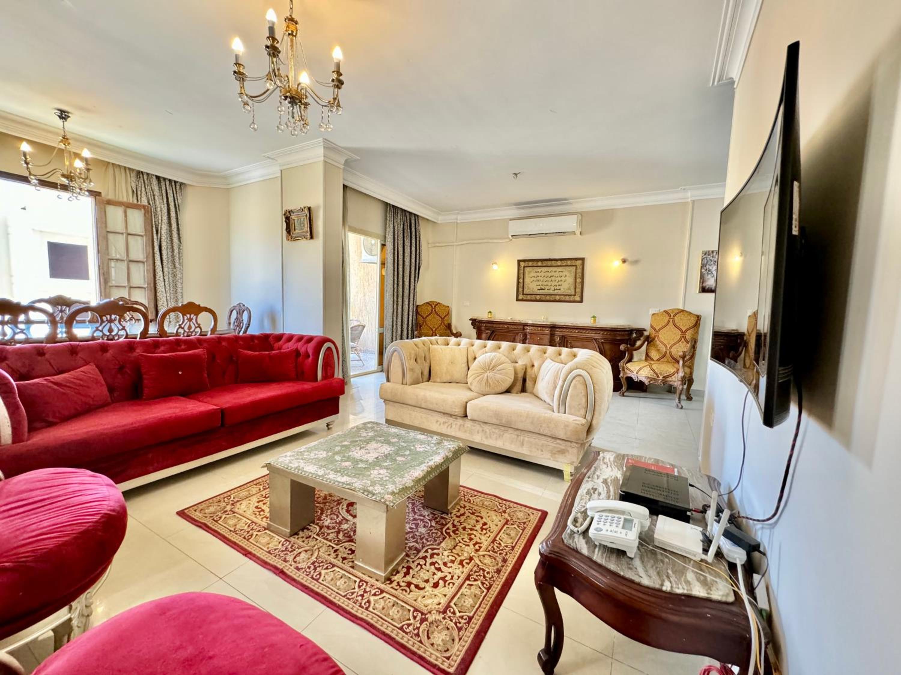 2BR Spacious Apt Prime Location New Cairo