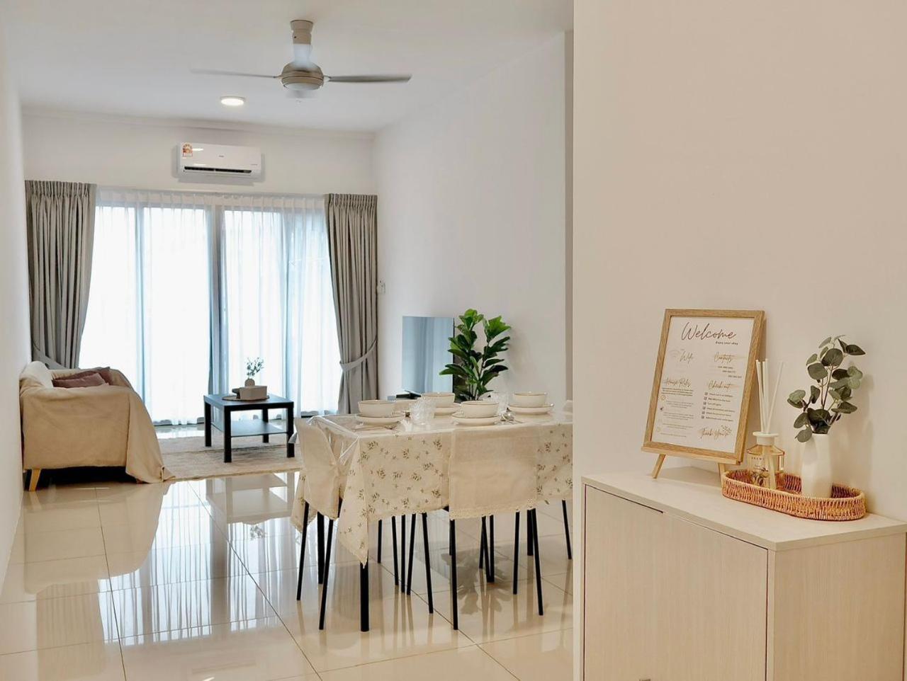 Gem Suites Apartment