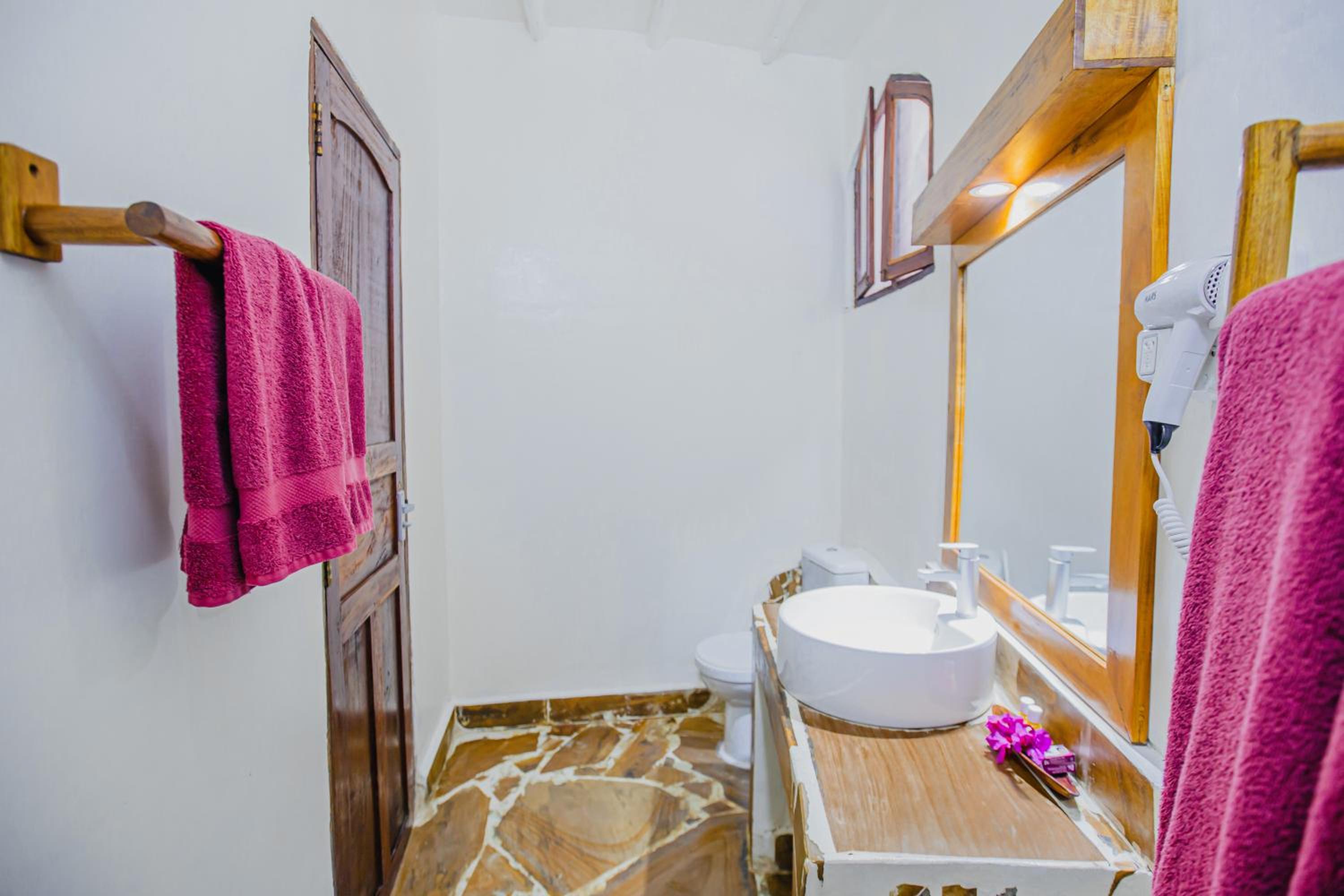 AHG Waridi Beach Resort & SPA