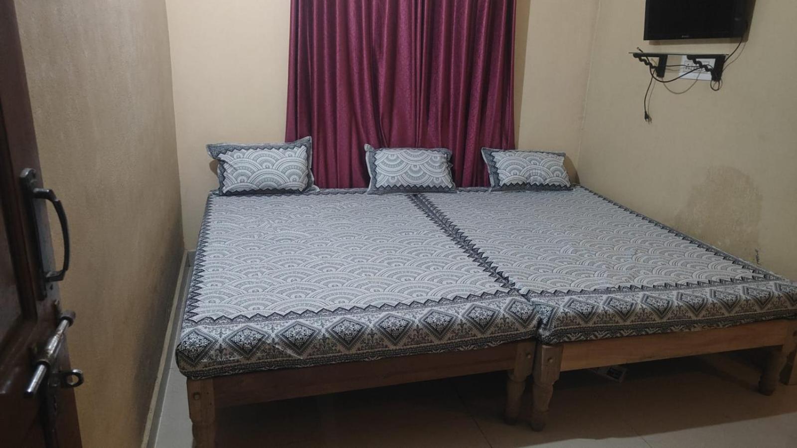 Prasad Lodge Madikeri