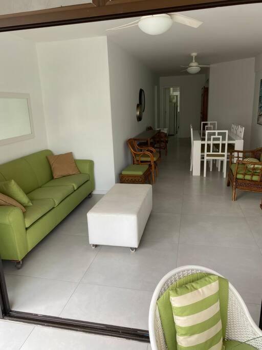 Apartamento 3 quartos na praia do centro de Guarapari!