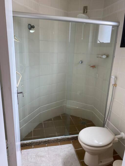 Apartamento 3 quartos na praia do centro de Guarapari!