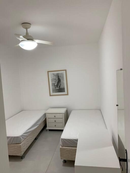 Apartamento 3 quartos na praia do centro de Guarapari!