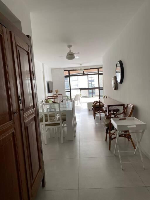 Apartamento 3 quartos na praia do centro de Guarapari!