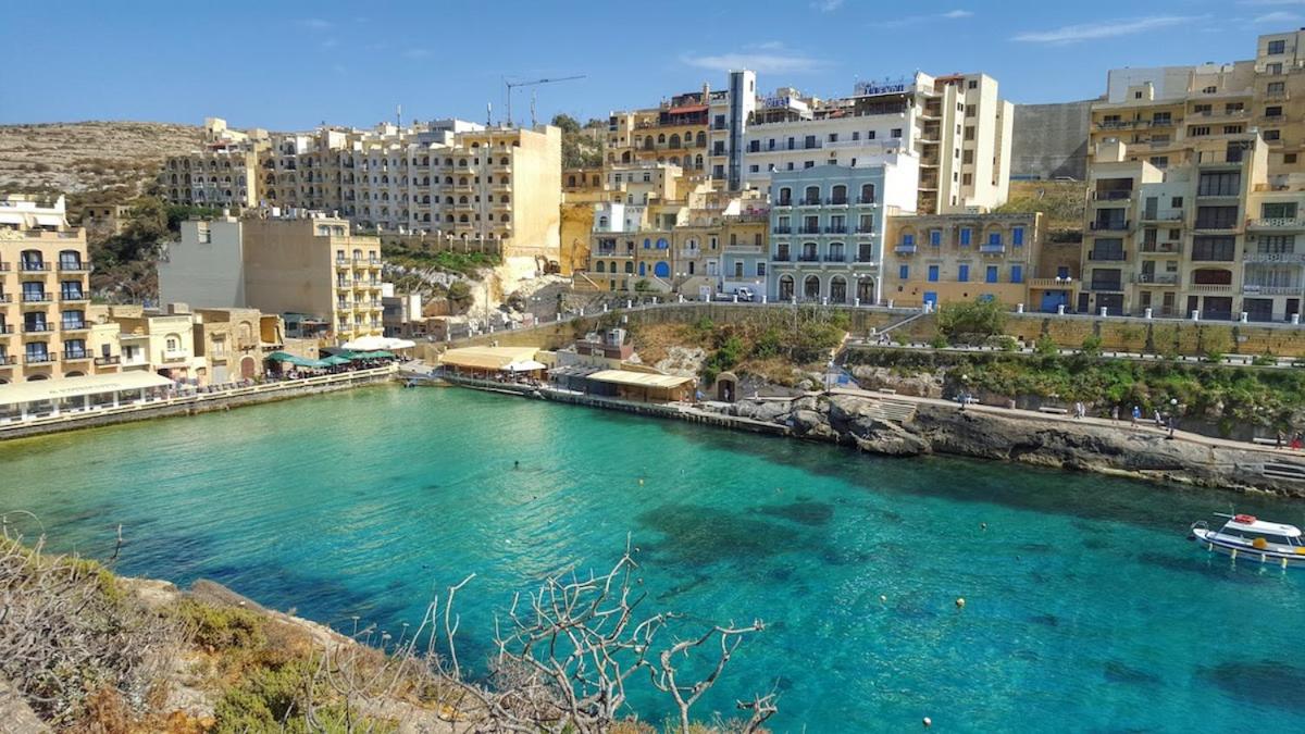 Xlendi Seaside Escape