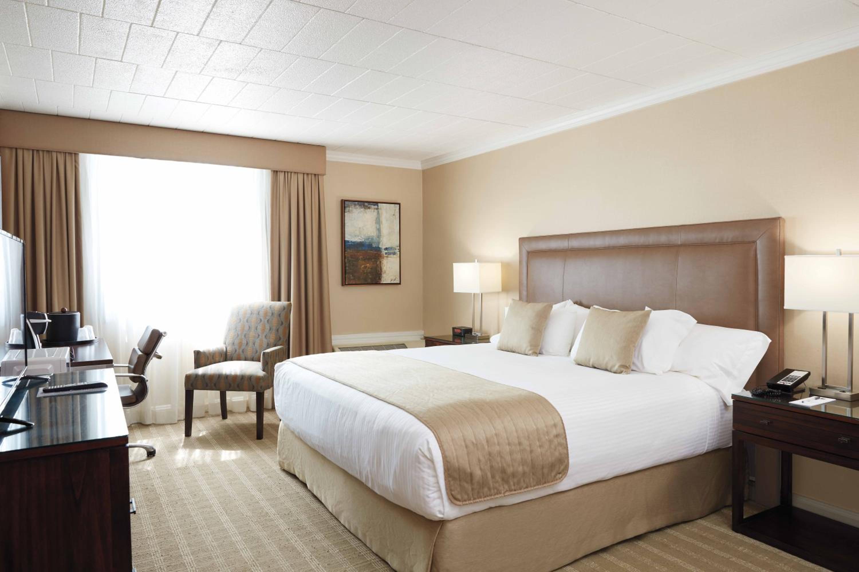 Danbury Vacations - Ethan Allen Hotel - Property Image 30
