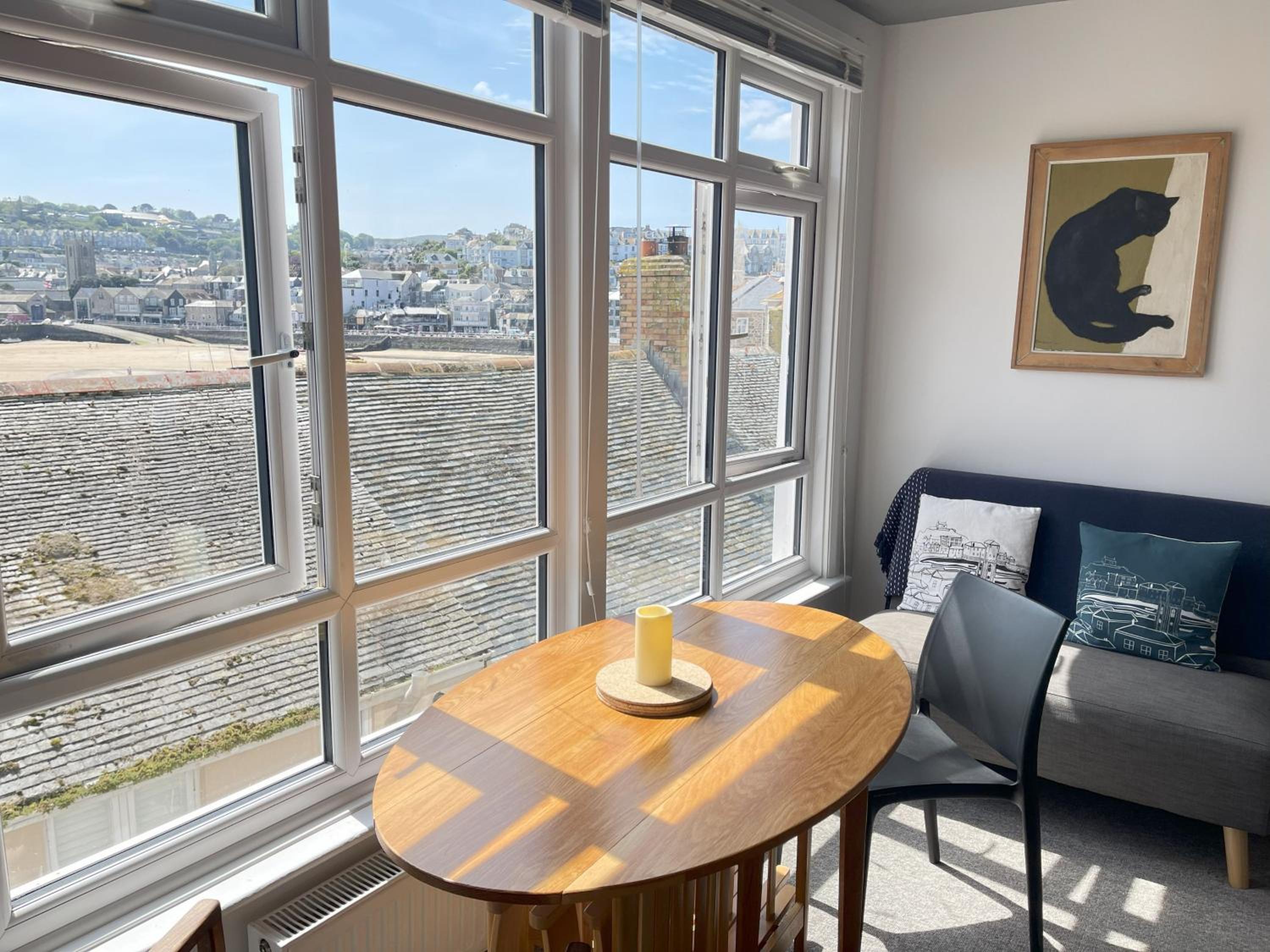 1 Sunnyside - views over the St Ives Harbour