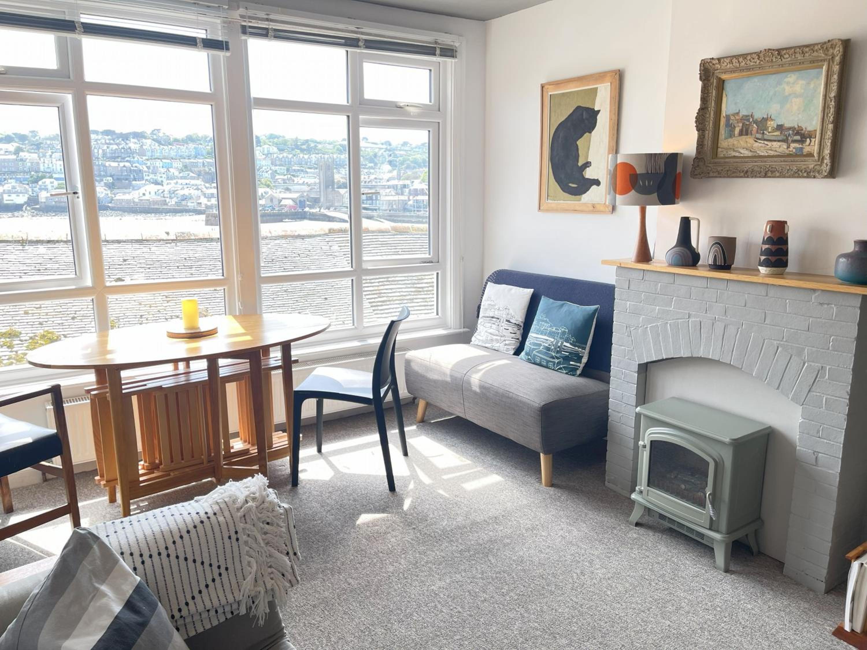 1 Sunnyside - views over the St Ives Harbour