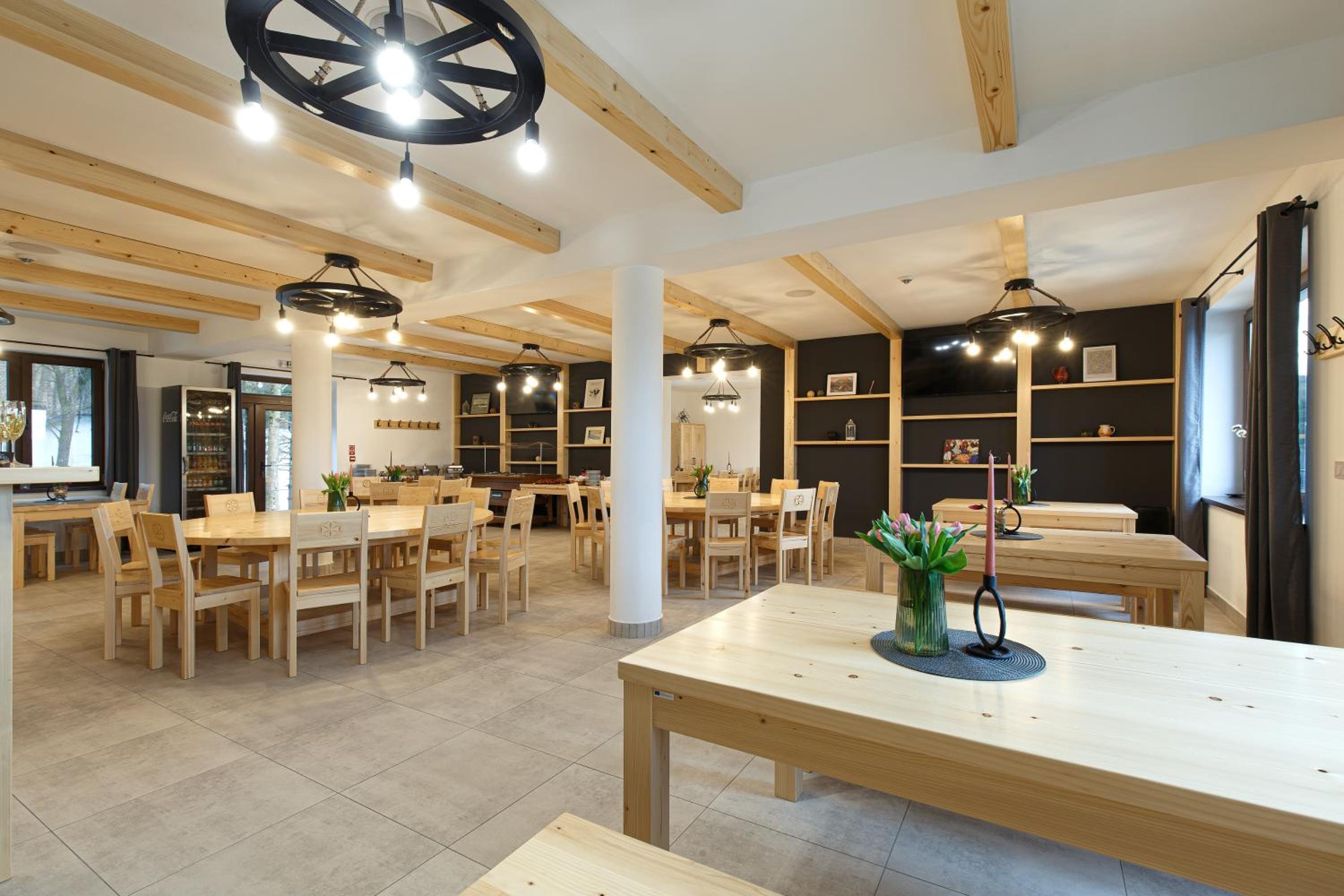 RHOLL Pension & Restaurant