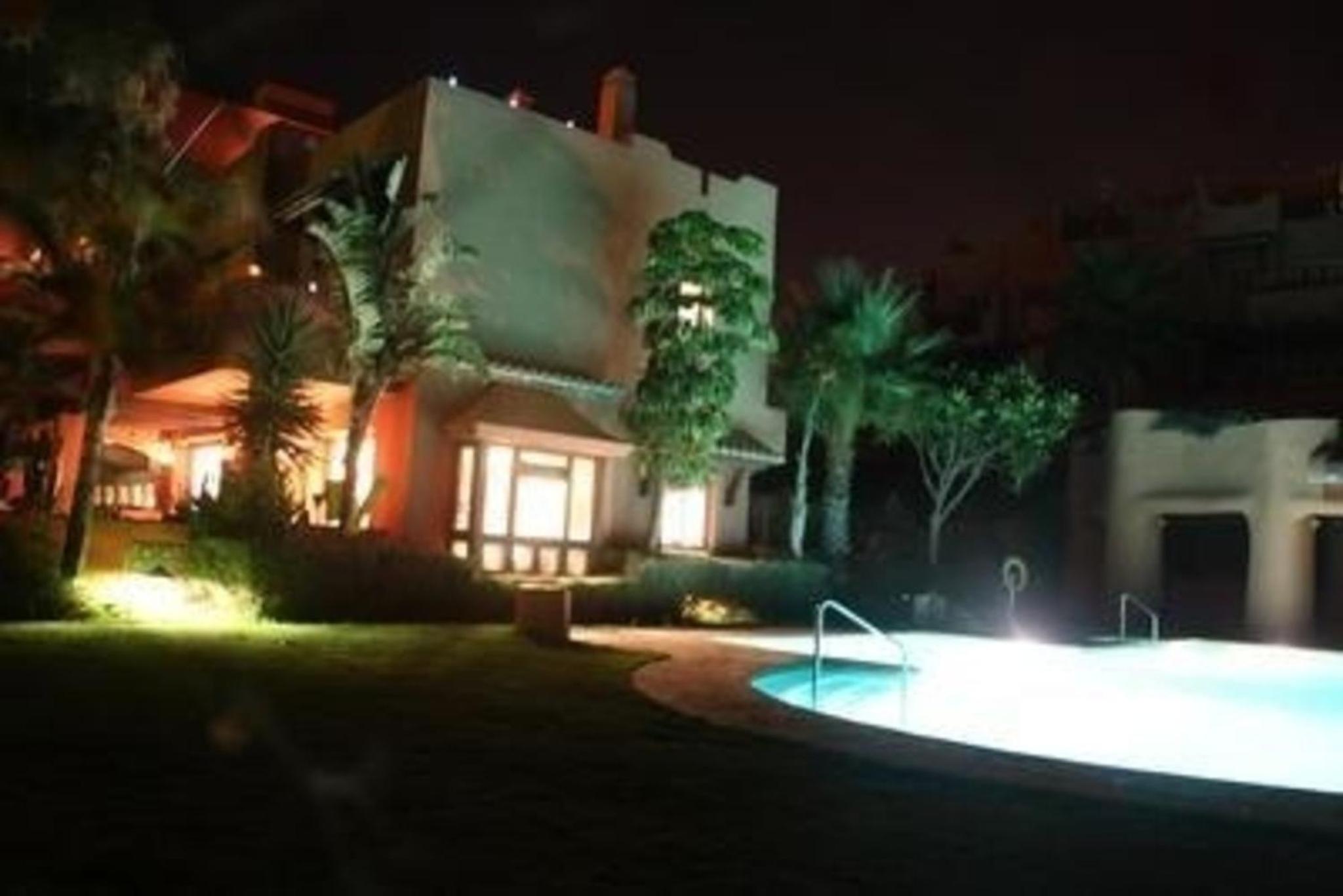 Costa del Sol Architektenhaus mit Meerblick 5 Personen am Pool Nähe Marbella Estepona Sotogrande