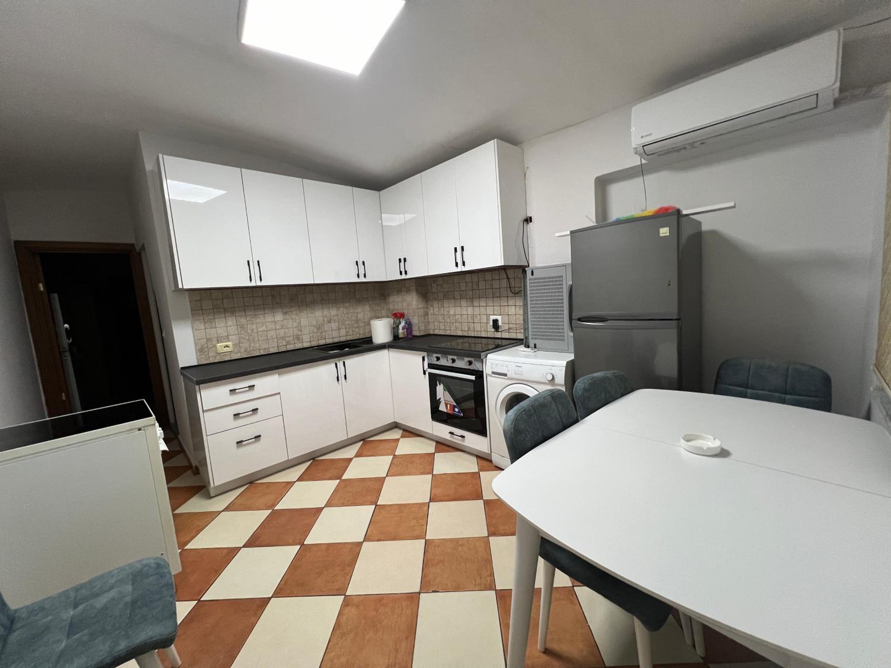 Sisterhood Hostel-Female Only