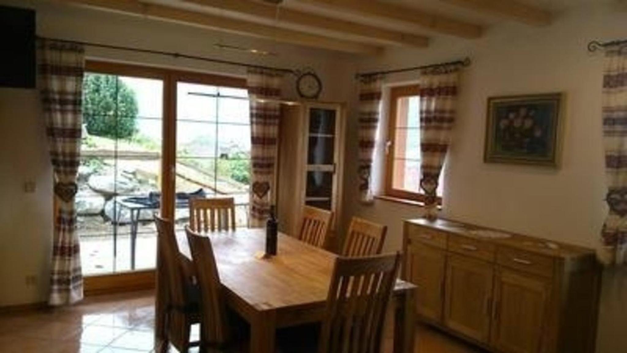 Schönes Ferienhaus in Sankt Margarethen Im Lungau mit Terrasse, Grill und Garten