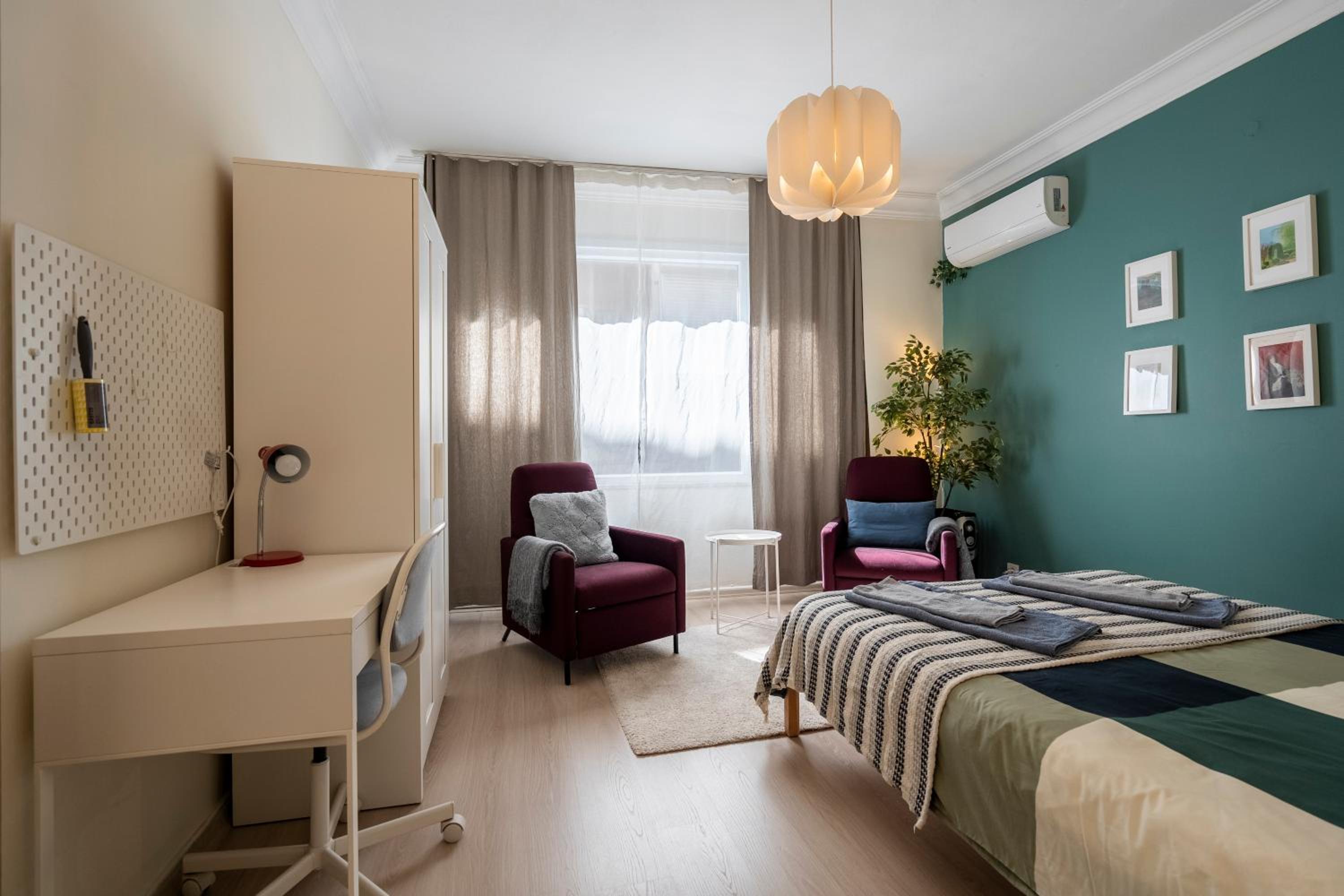 hotel room