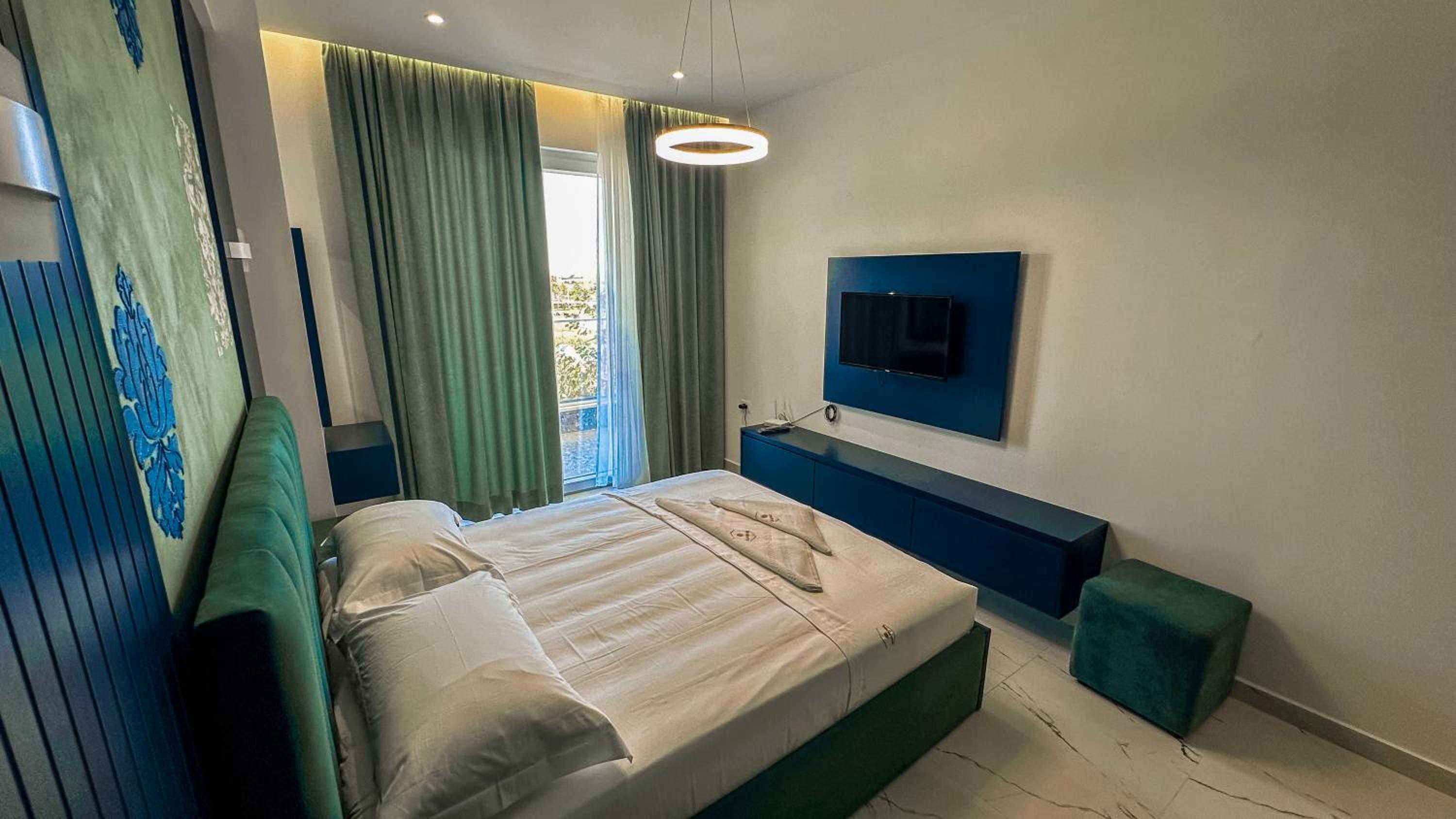 EKAM Sun Apartments