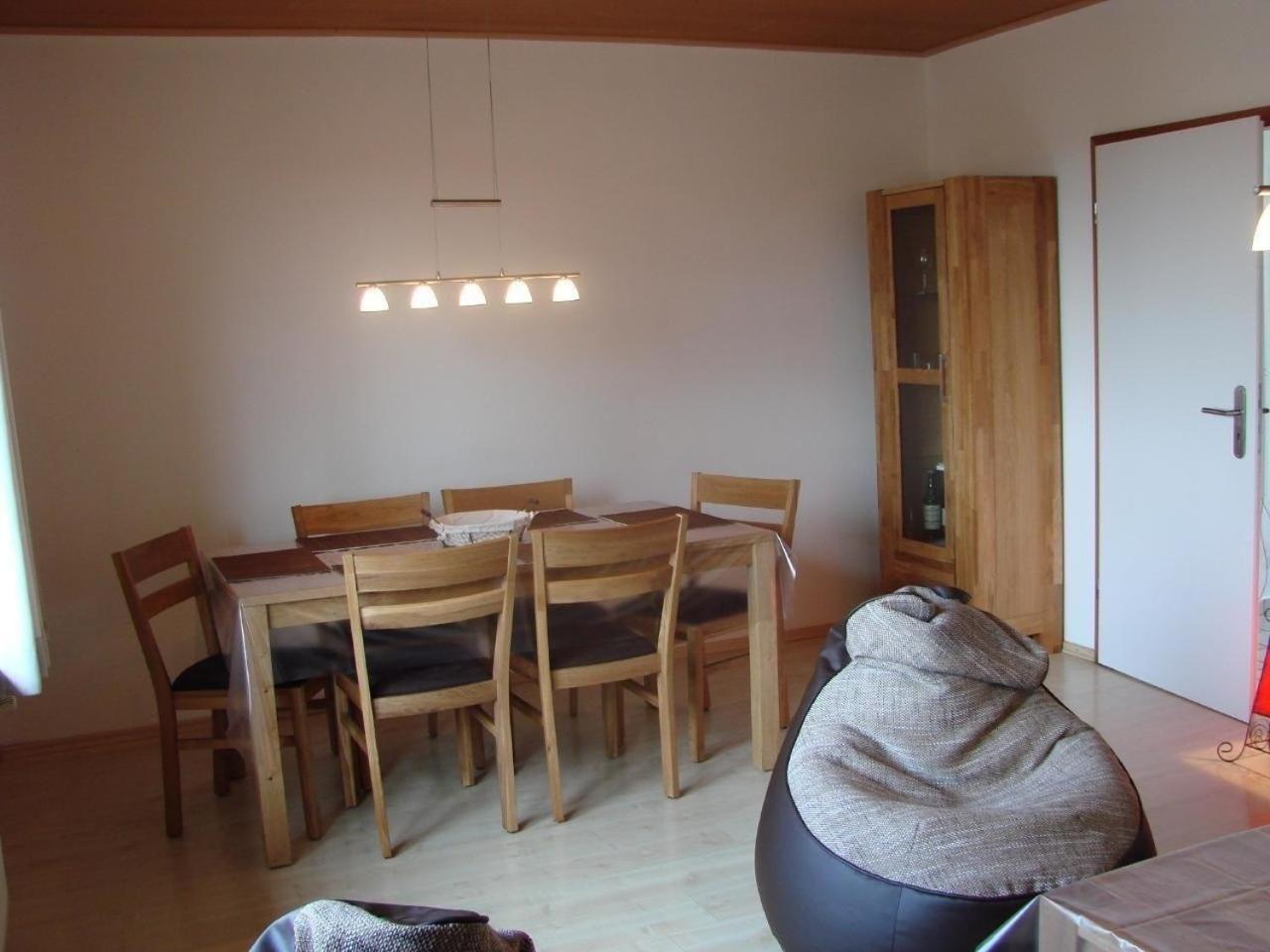 Ferienhaus in Mühlendeich mit Großem Garten