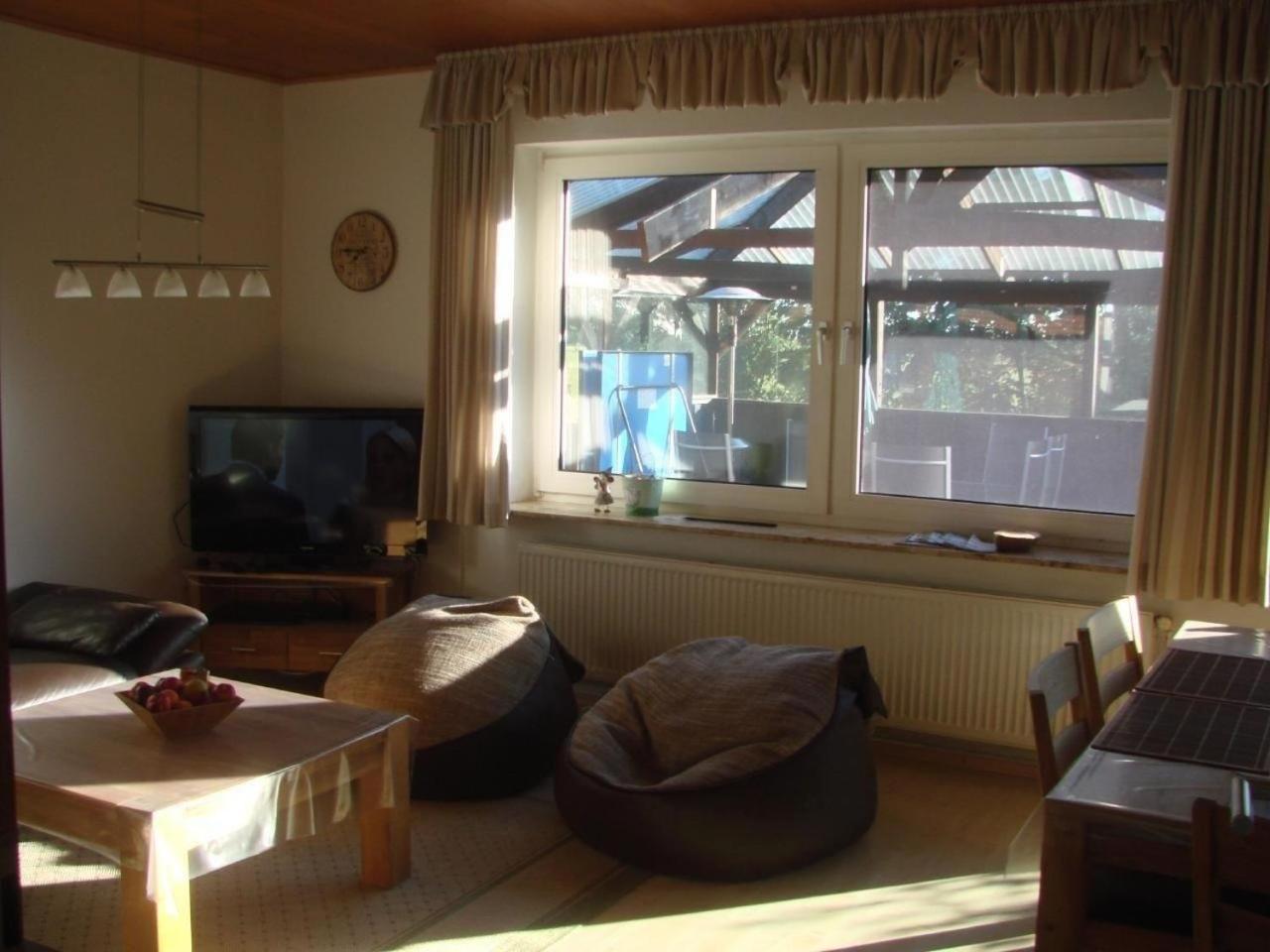 Ferienhaus in Mühlendeich mit Großem Garten