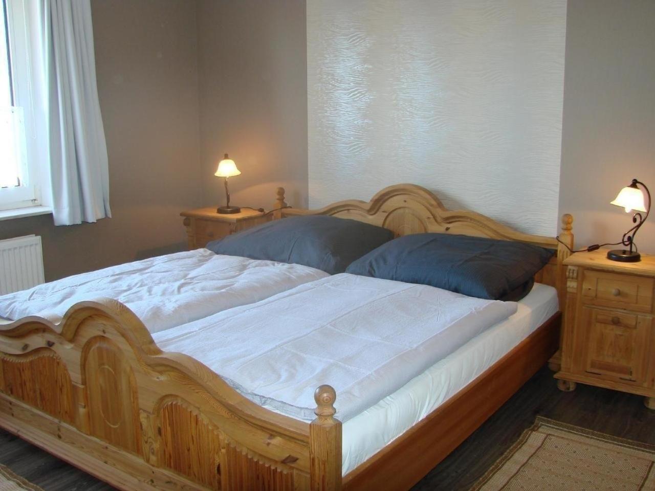 Ferienhaus in Mühlendeich mit Großem Garten