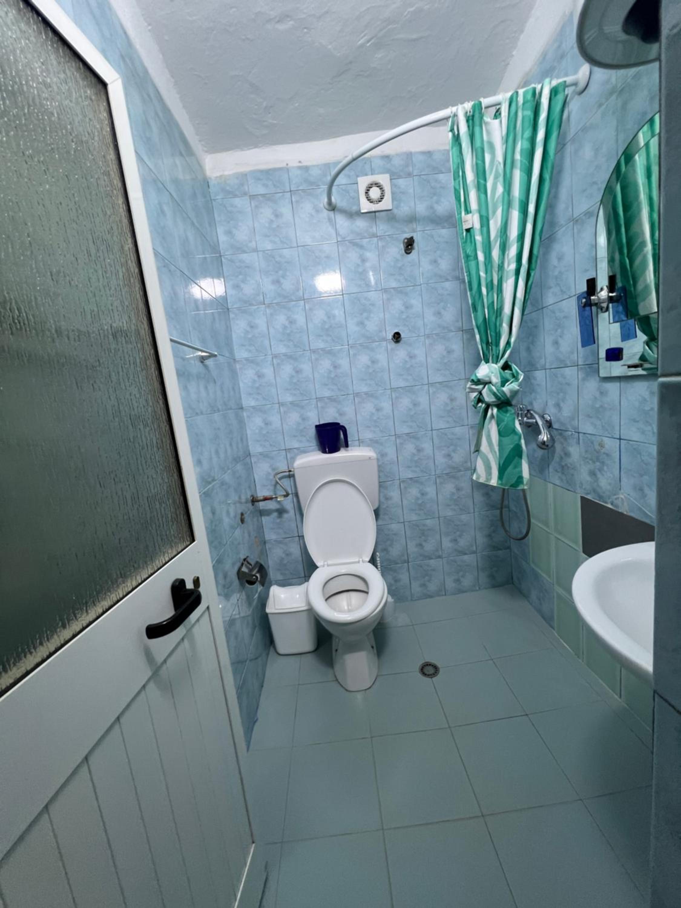 Sisterhood Hostel-Female Only