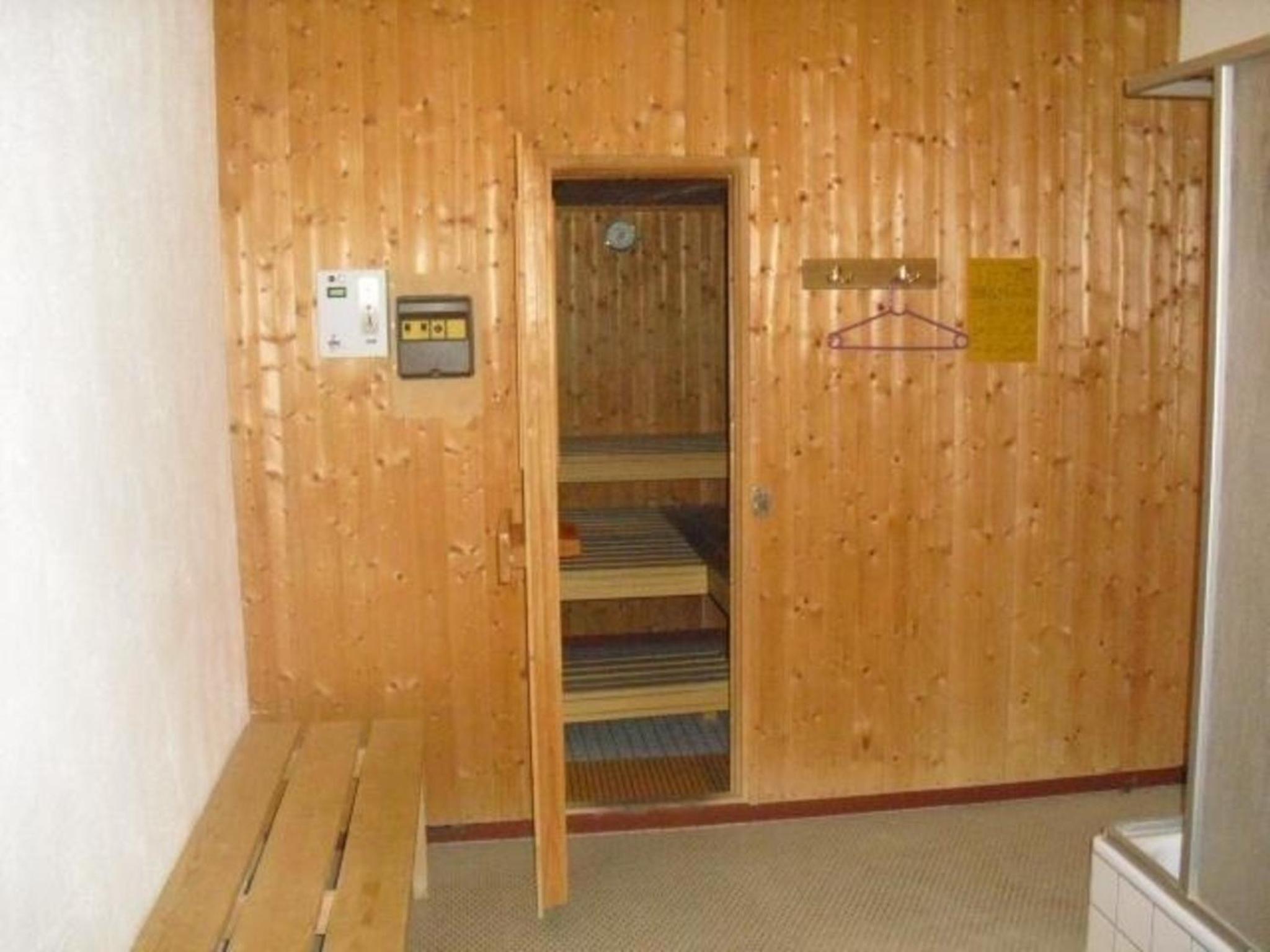 Appartement mit Pool, Sauna und Garten