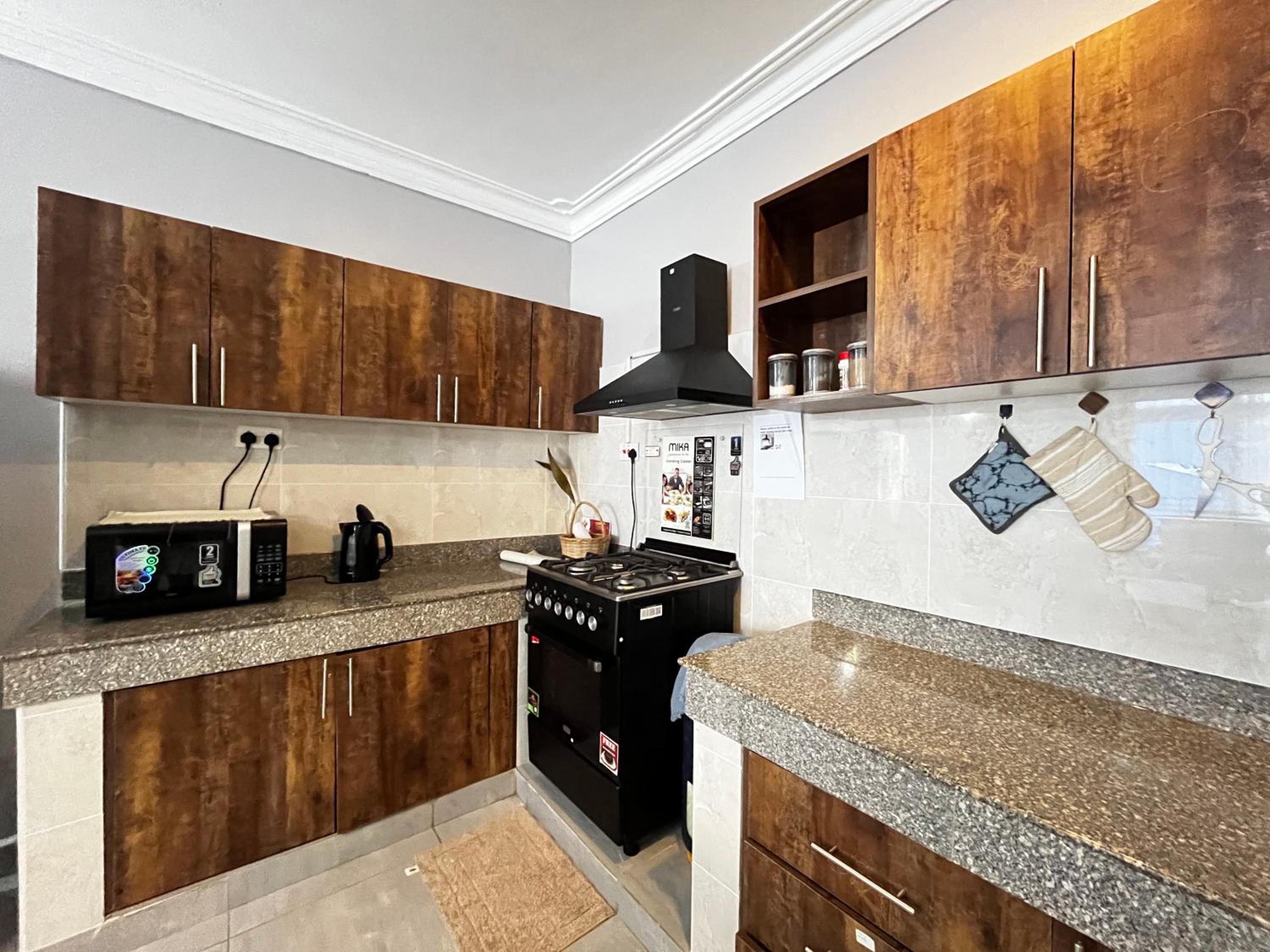 Exquisite Homes & Suites view 2