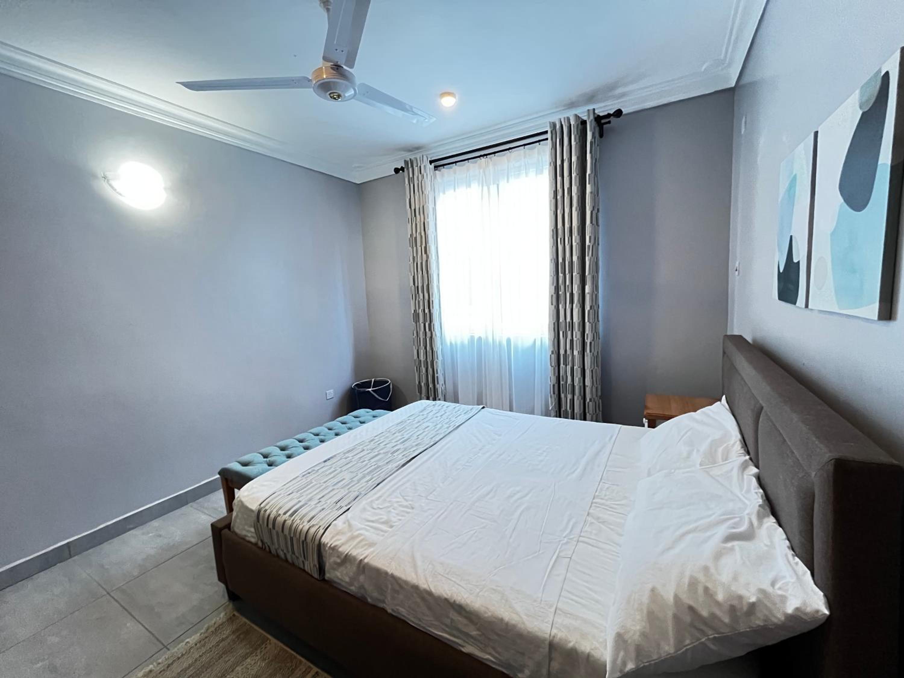 Exquisite Homes & Suites view 5