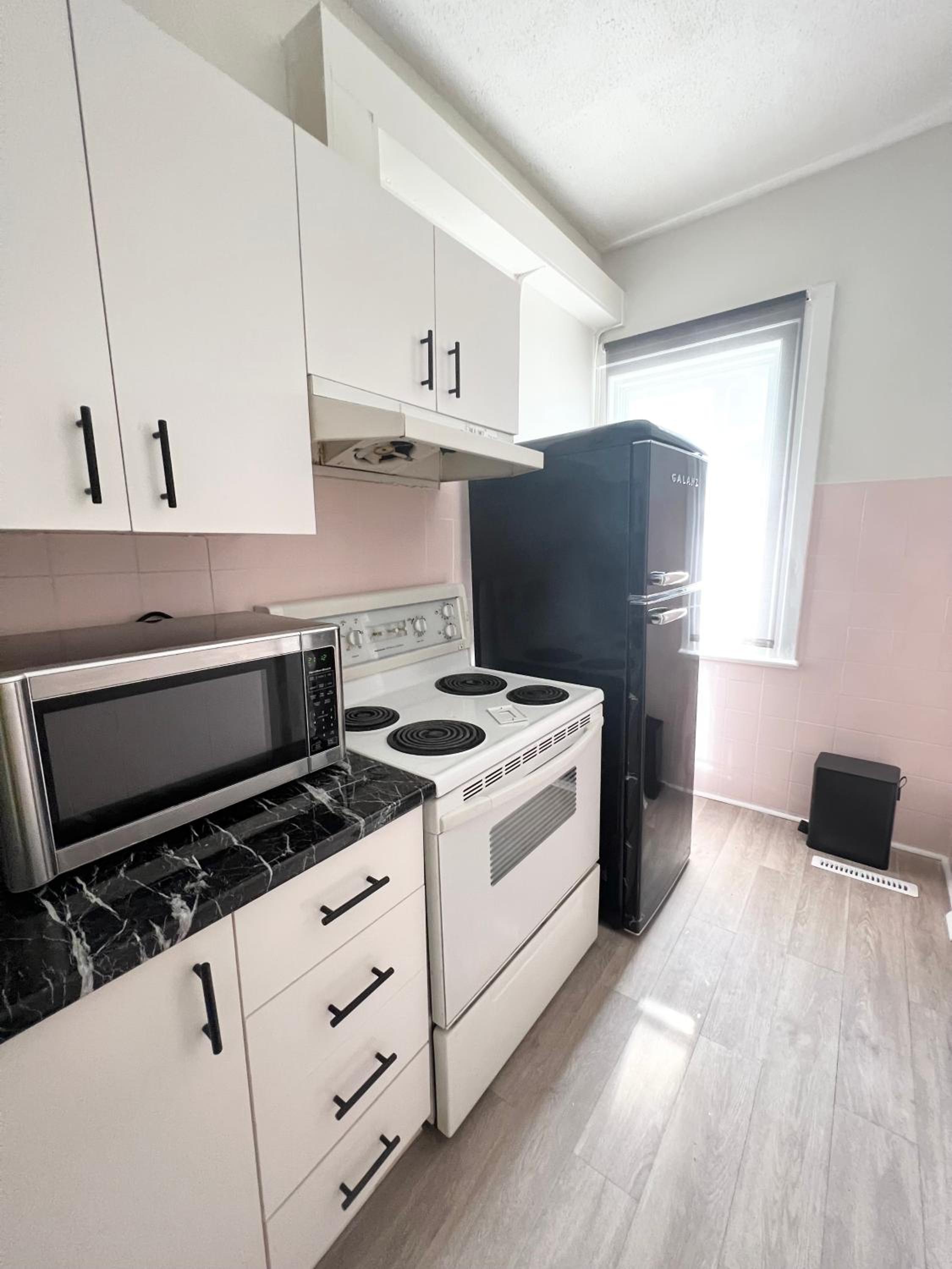 Cozy 2-Bedroom Apartment in the Heart of Downtown Ottawa