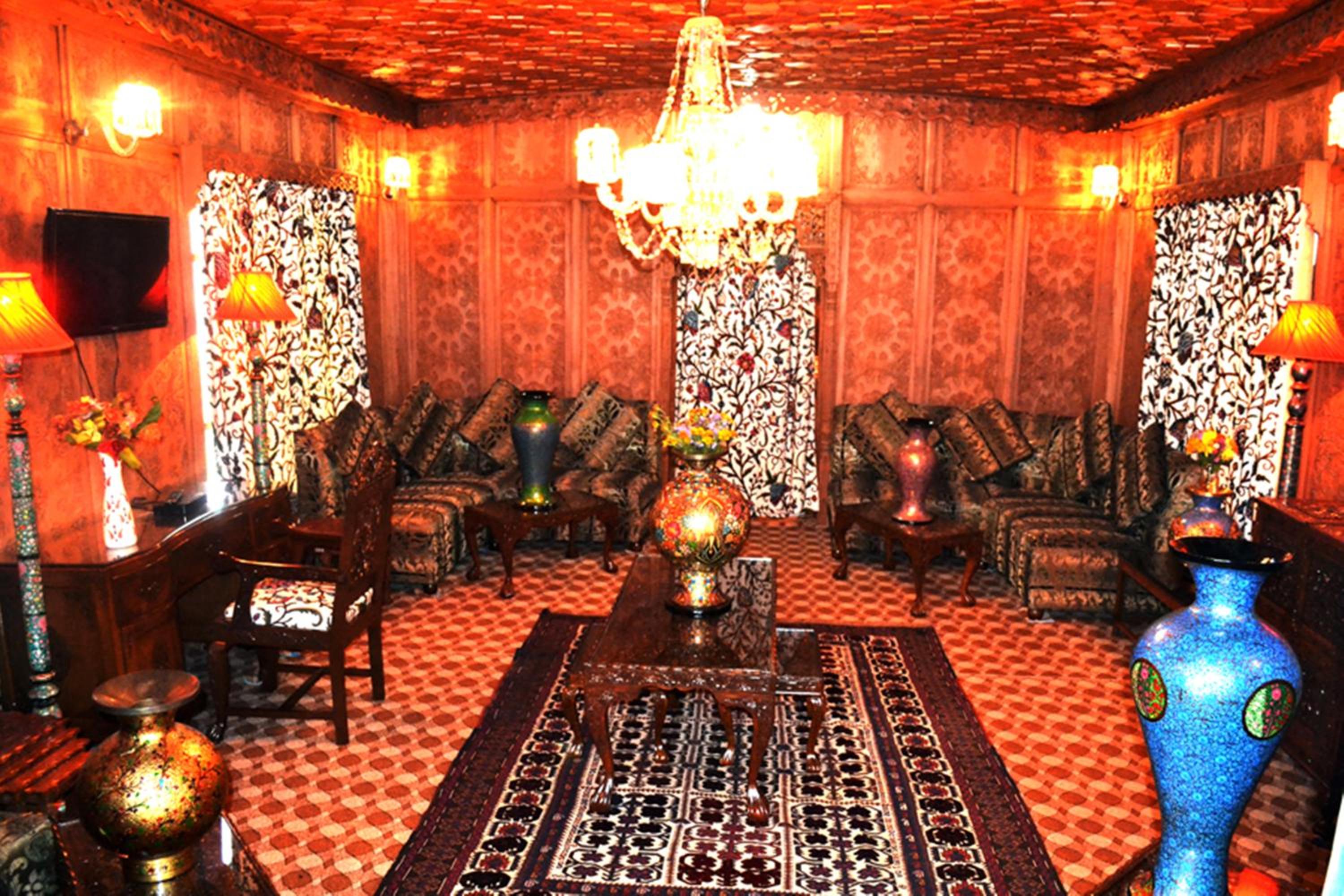 lounge