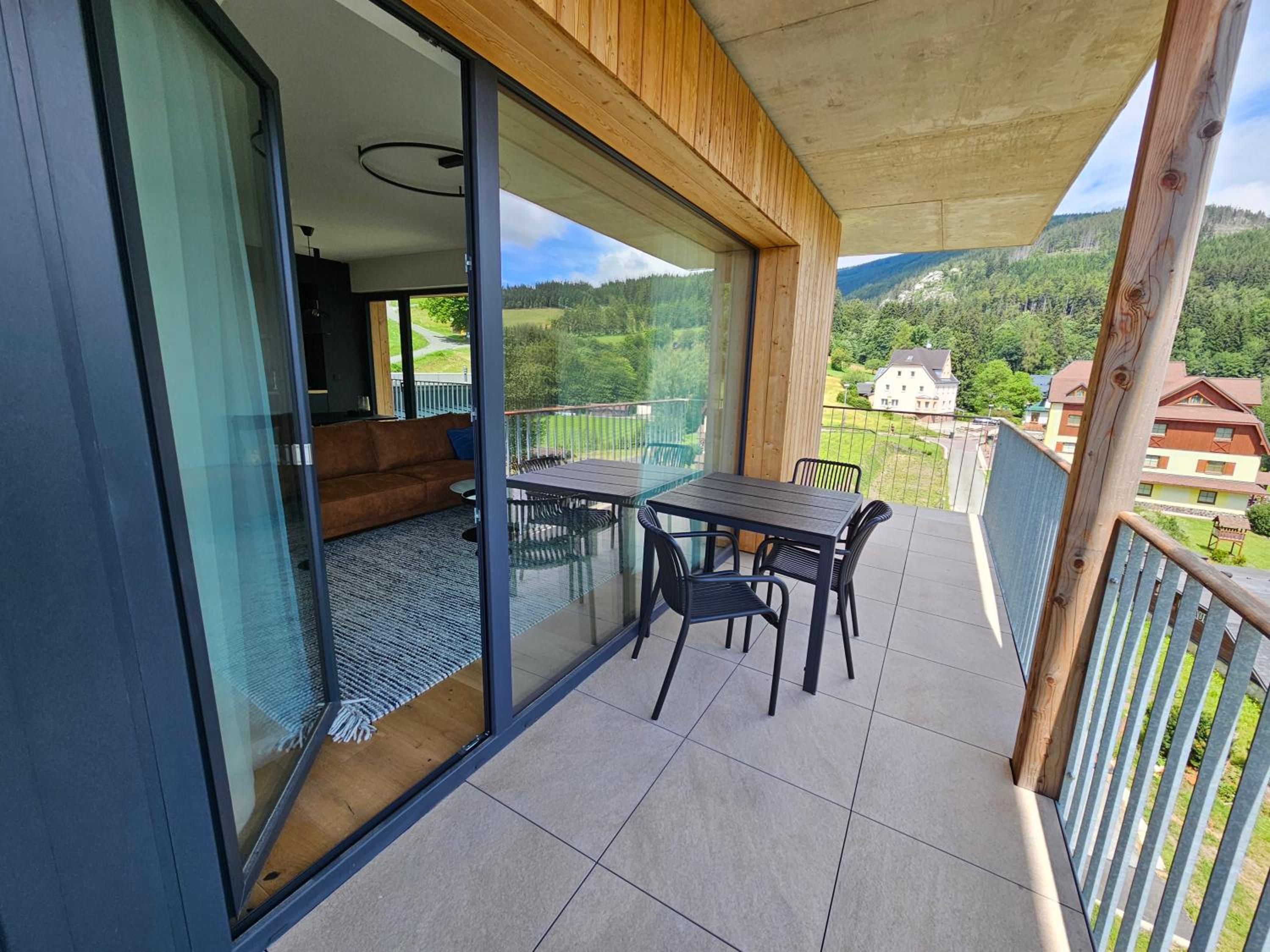 DeLuxe apartmán s terasou Janské Lázně 3 Ski&Bike by AlkaTravel