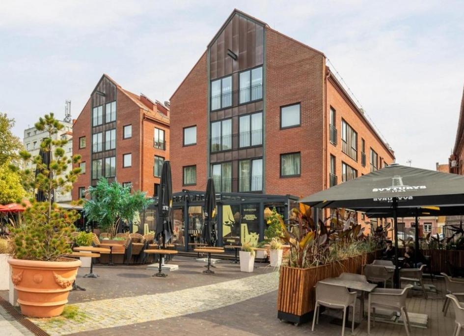 Riverside Apartment In The Heart of Old Town