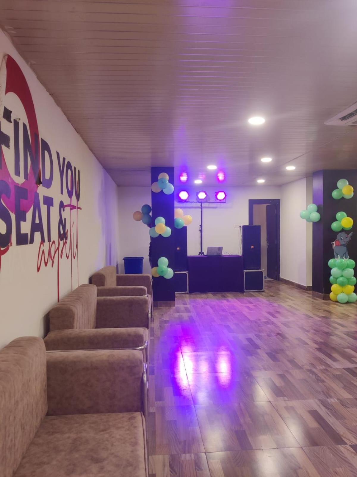 meeting & event spaces
