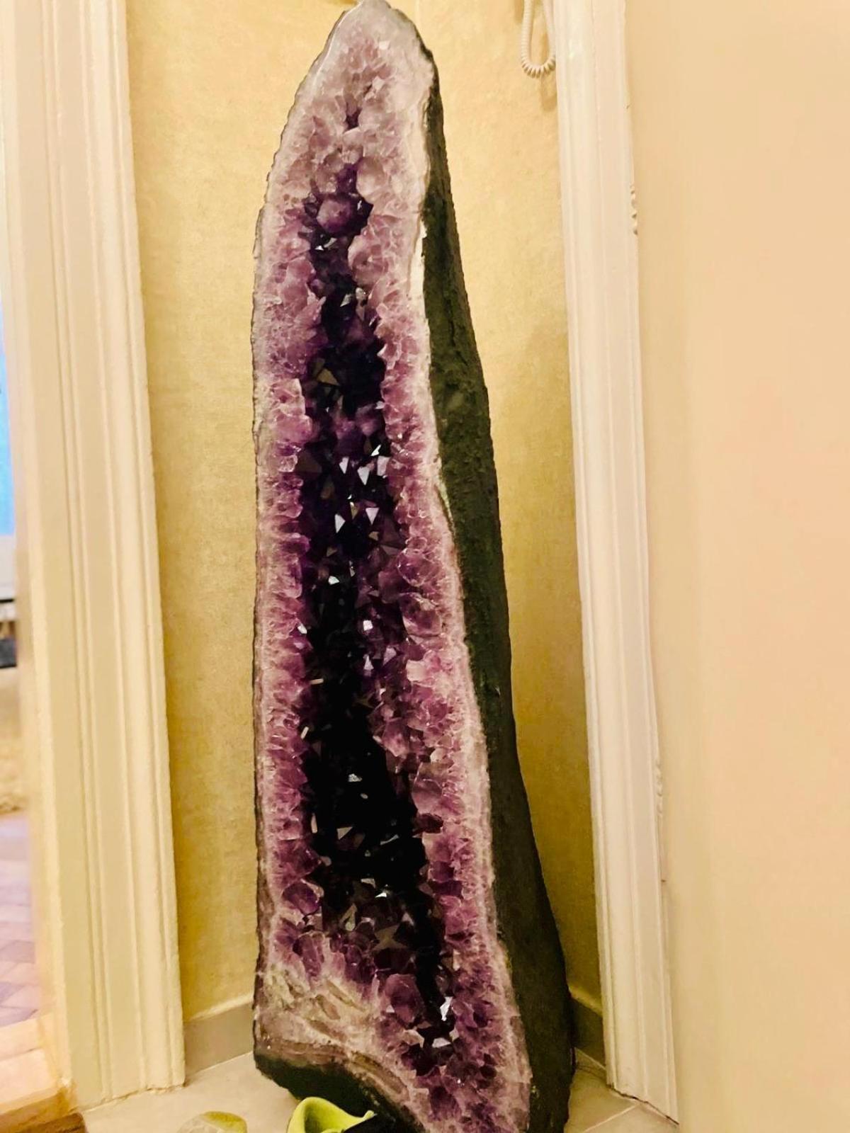 Amethyst apartment