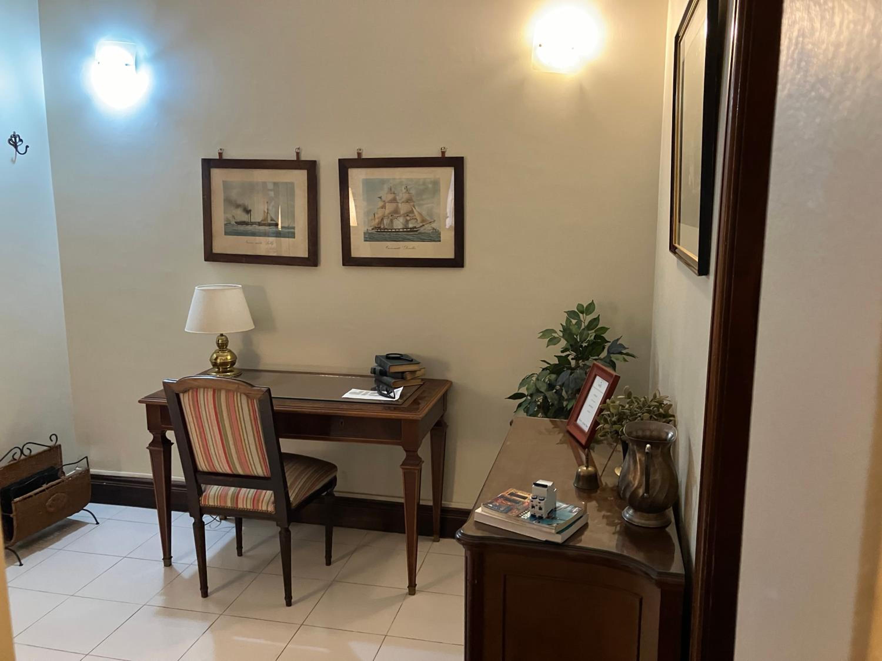 LARGE LOVELY FRENCH STYLE APARTMENT PALERMO o