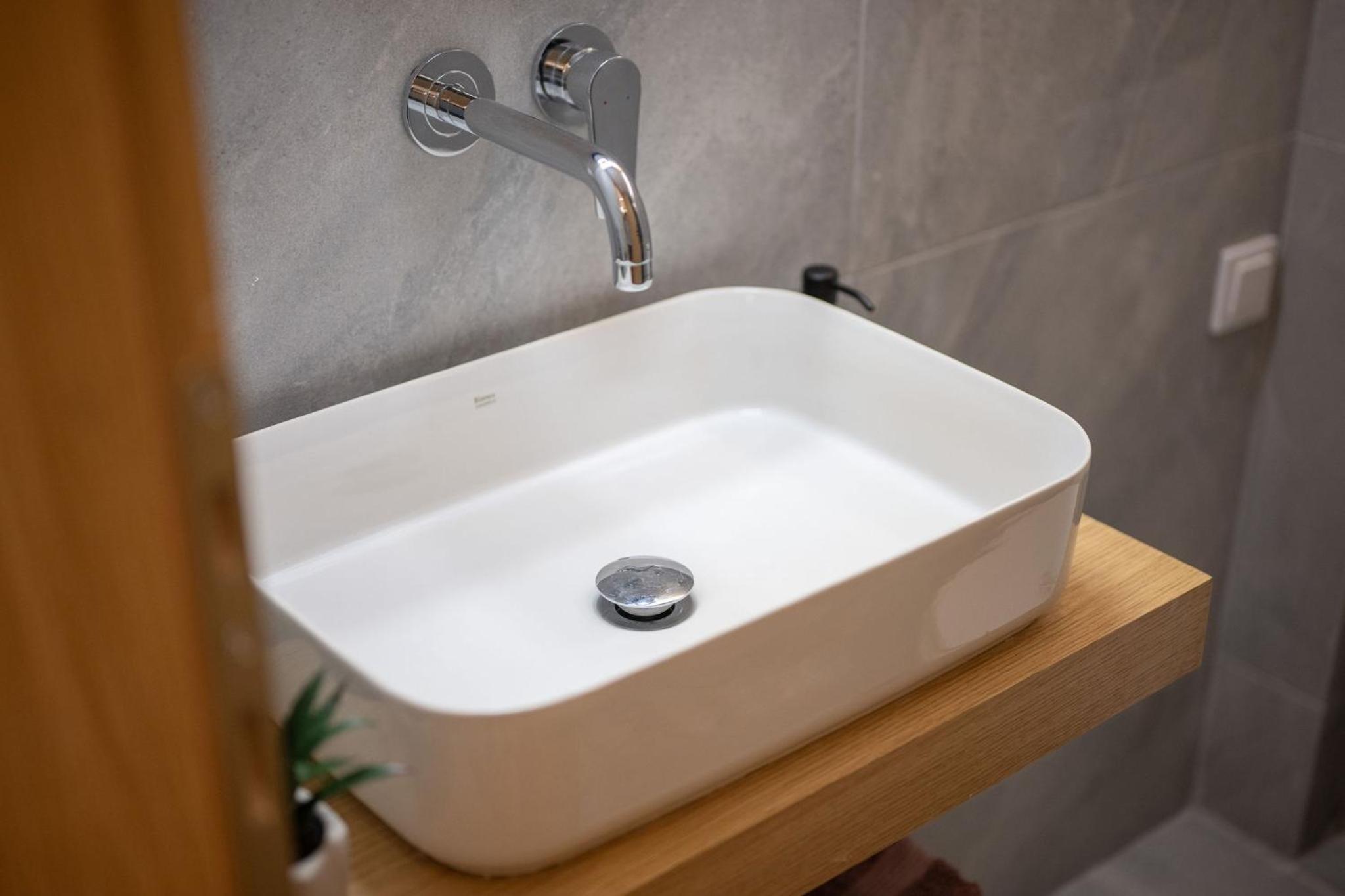 Diamond's place II photo 4