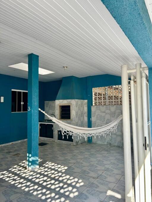 Pé na areia! Dois minutos de a pé