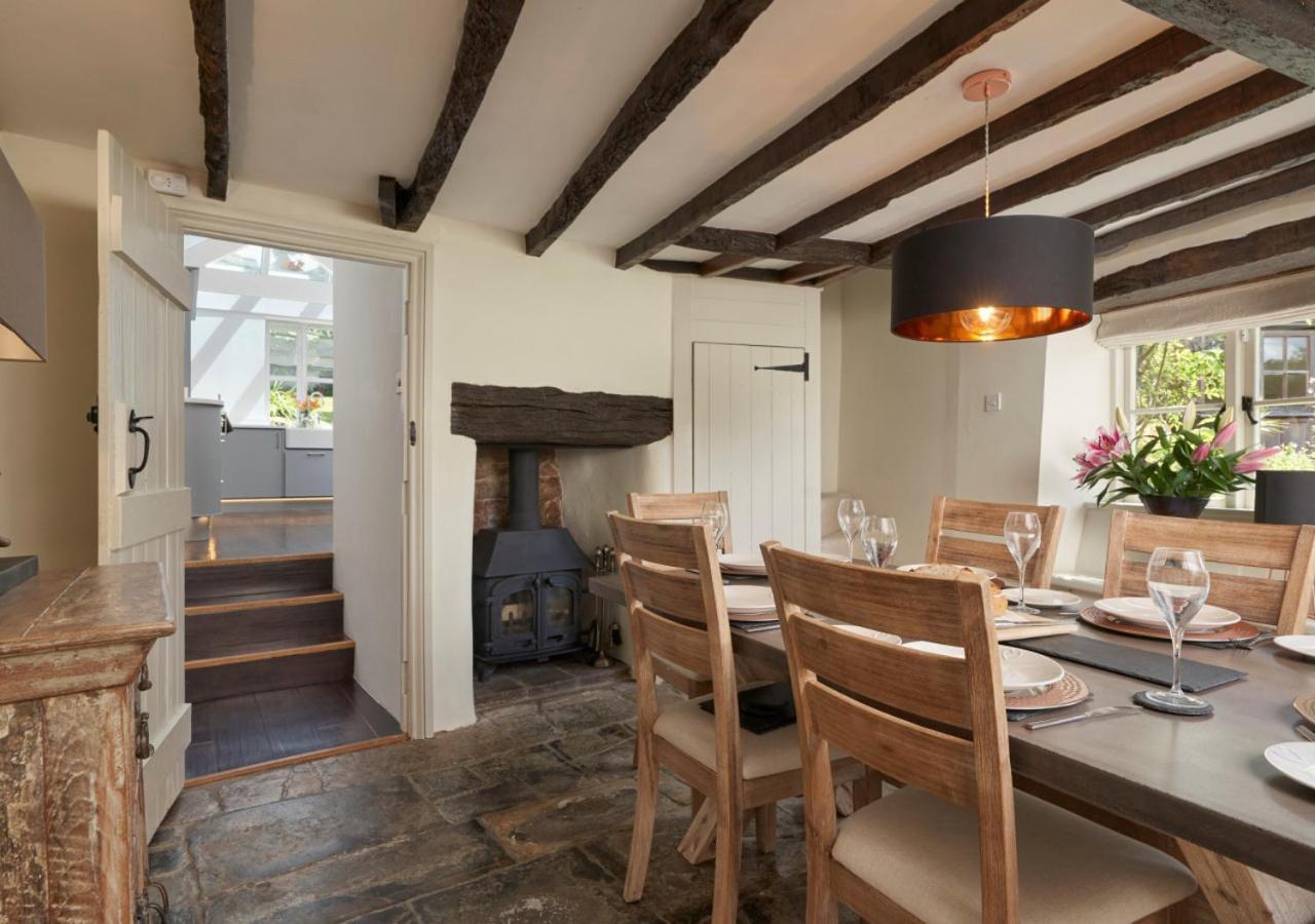 3 Bed in Dalwood oc-p27362