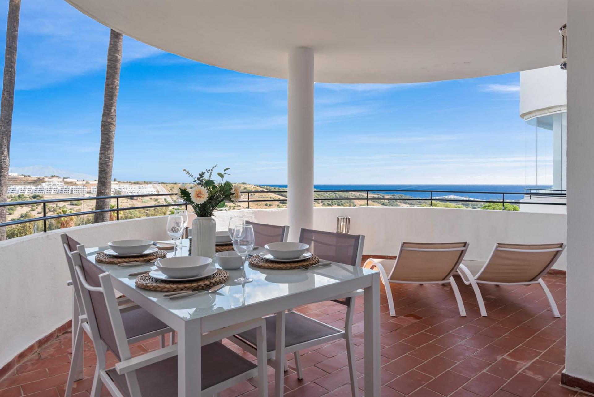 Panoramic Sea View Apartment with Pool