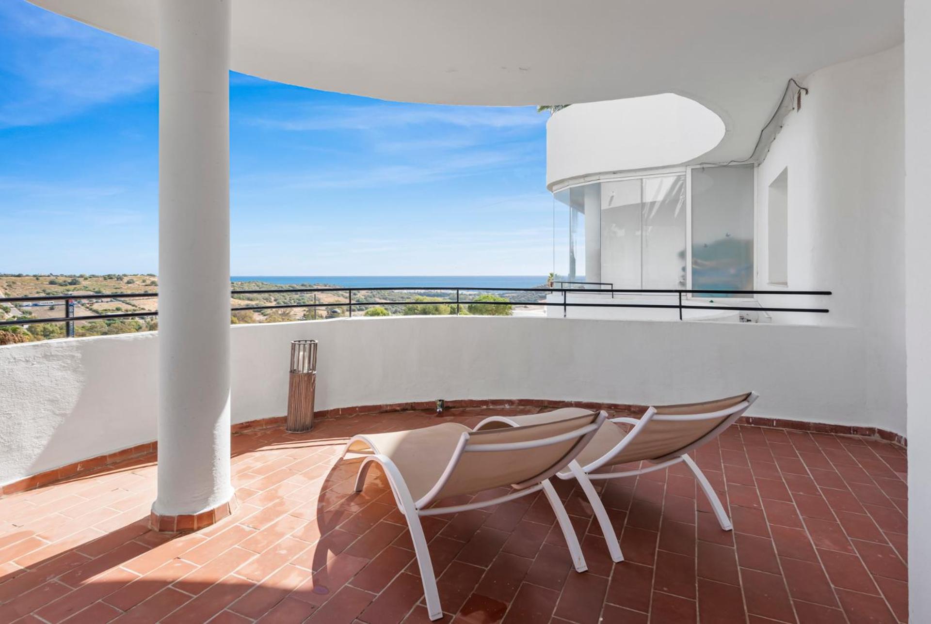Panoramic Sea View Apartment with Pool